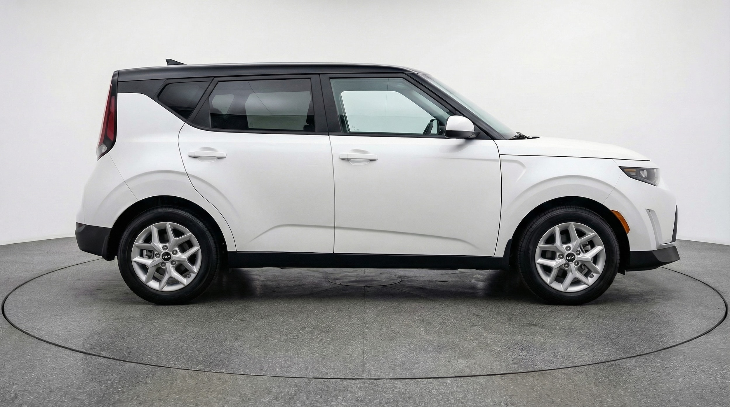 Thumbnail: 2025 Kia Soul - 8