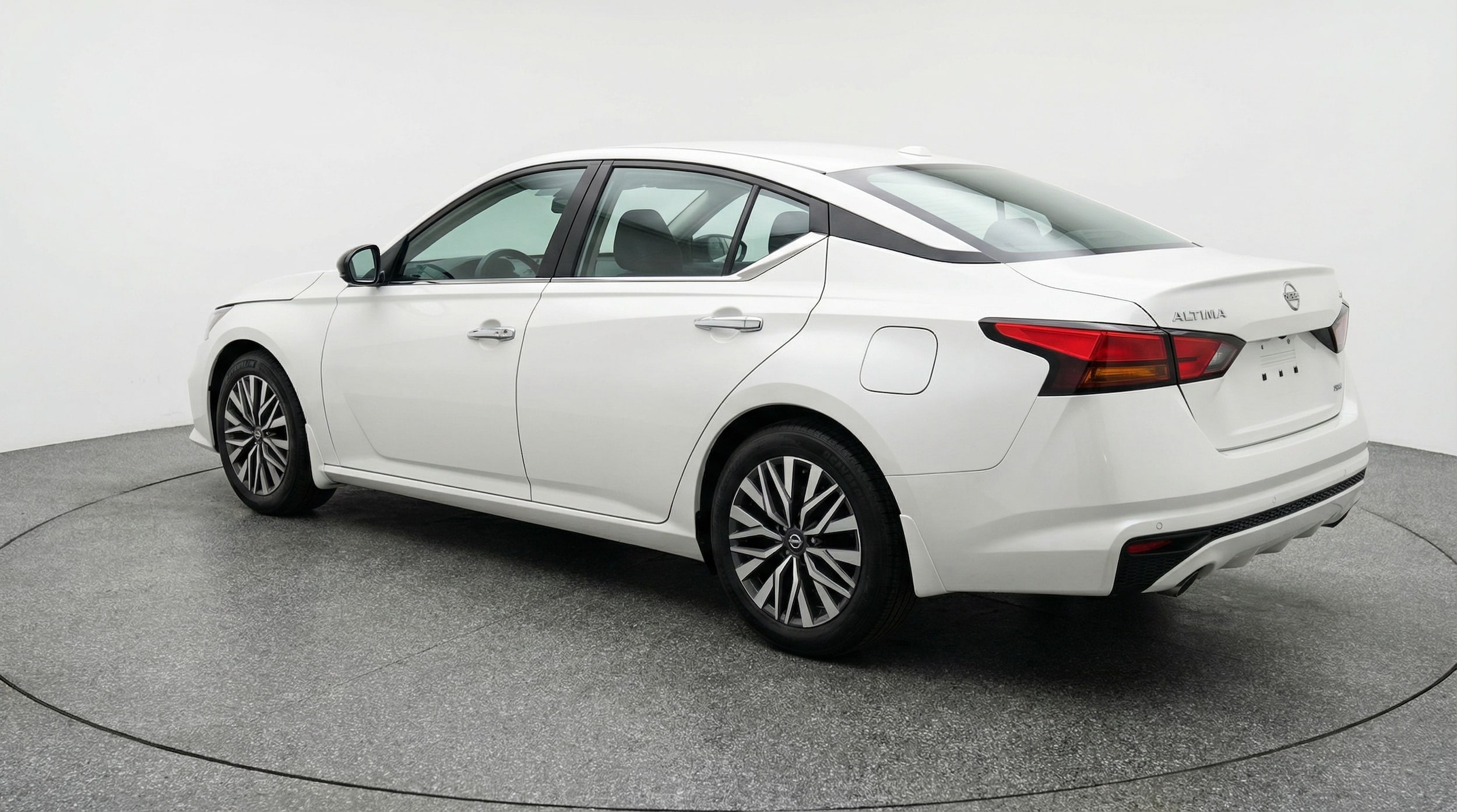 Thumbnail: 2025 Nissan Altima - 5