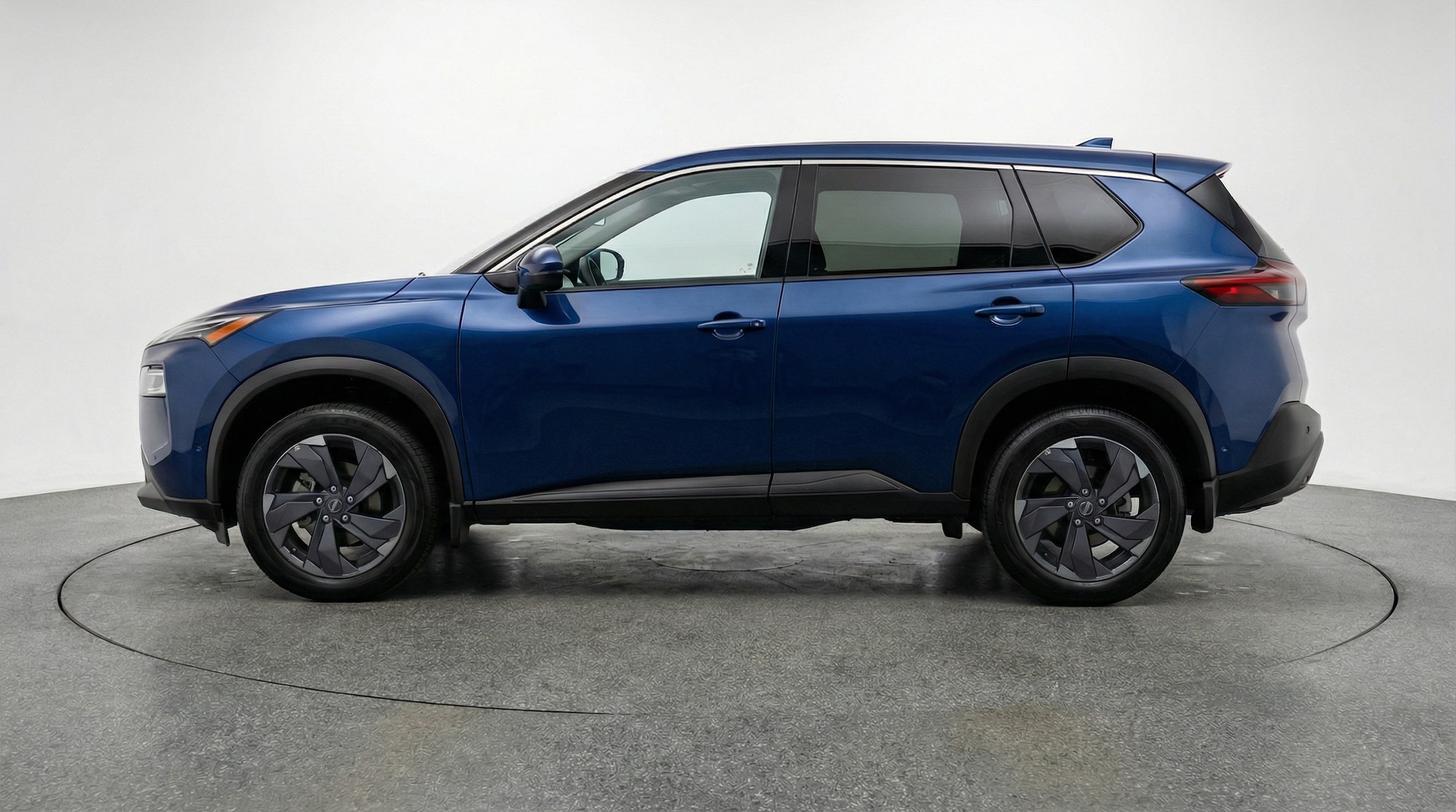 Thumbnail: 2025 Nissan Rogue - 4