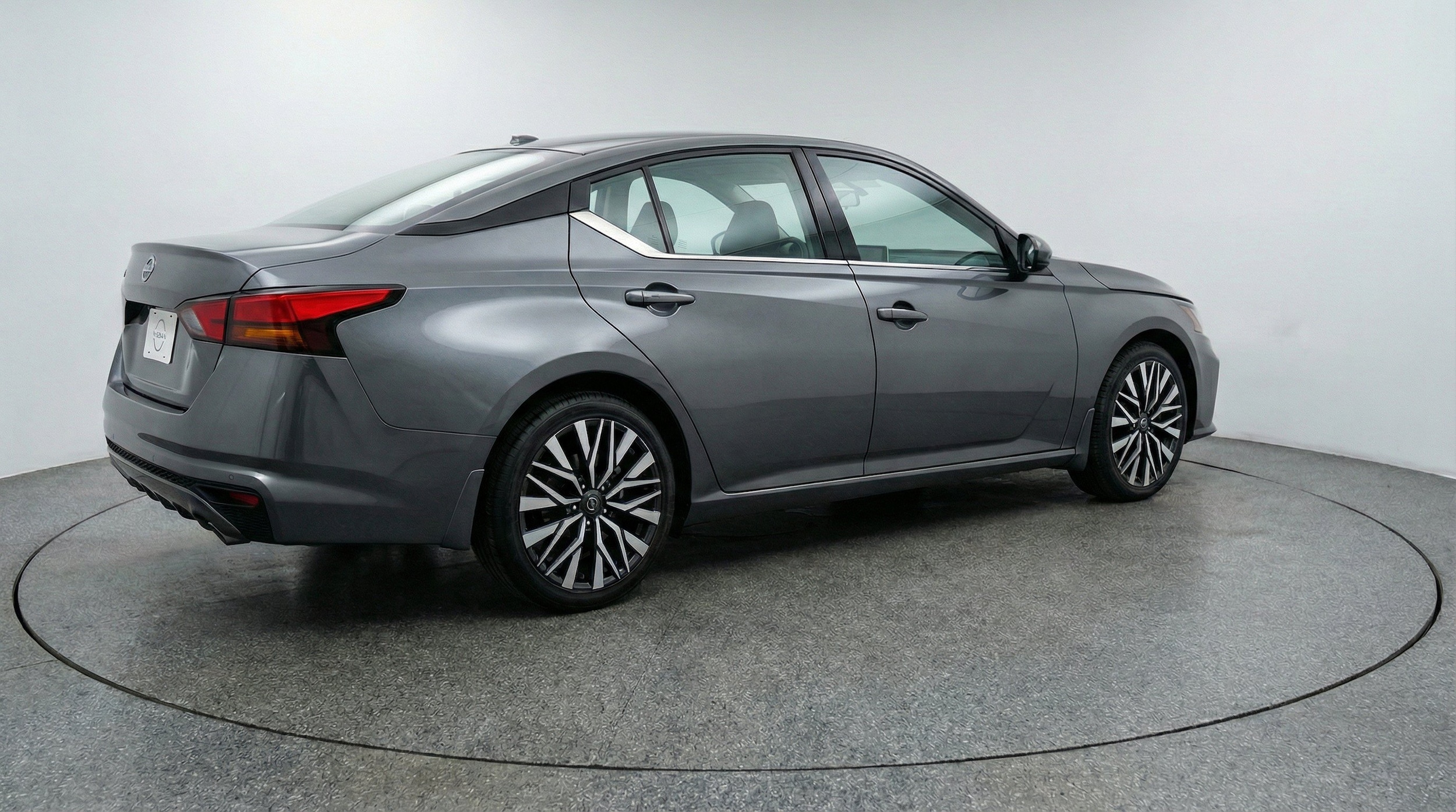 Thumbnail: 2025 Nissan Altima - 9