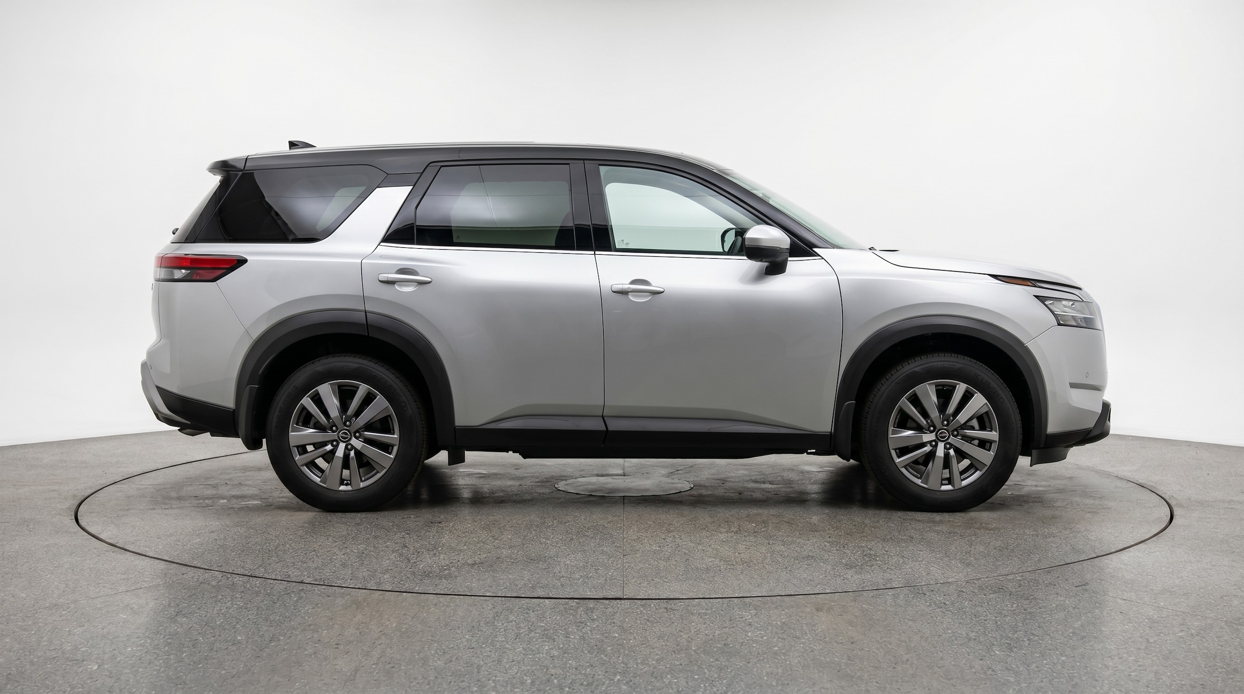 Thumbnail: 2025 Nissan Pathfinder - 8