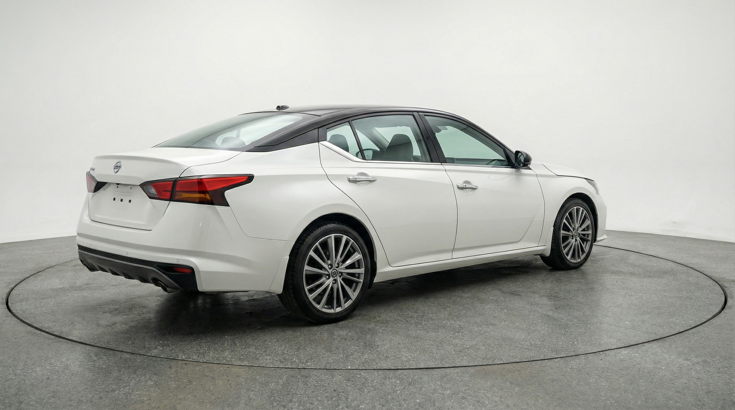 Thumbnail: 2025 Nissan Altima - 7