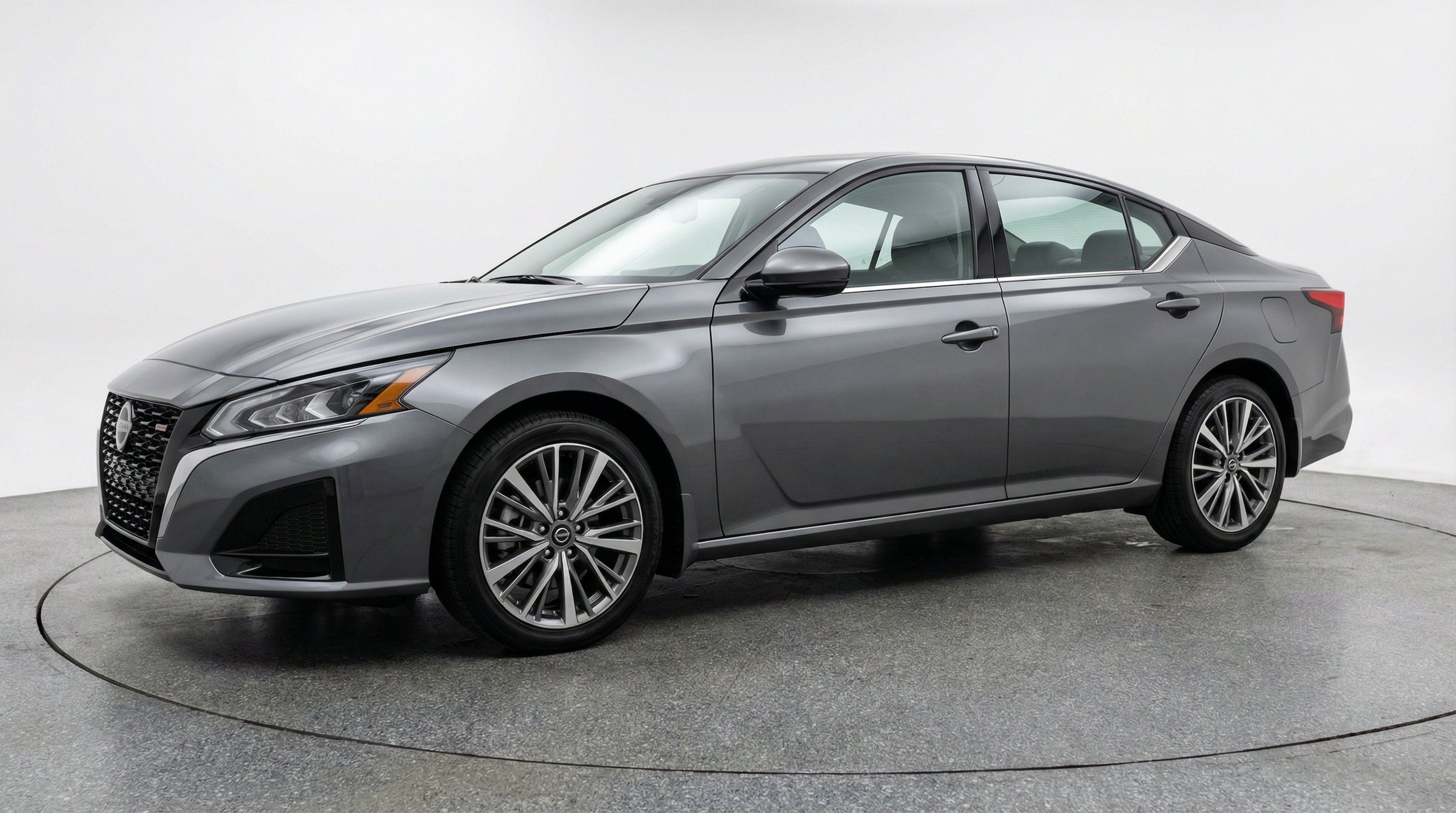 Thumbnail: 2025 Nissan Altima - 3