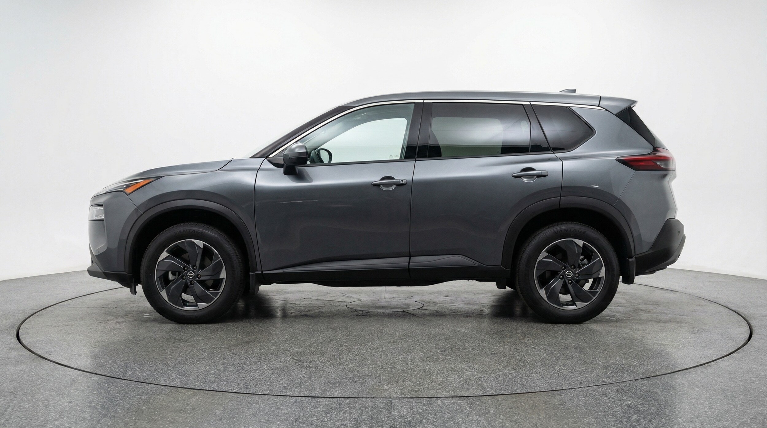 Thumbnail: 2025 Nissan Rogue - 4