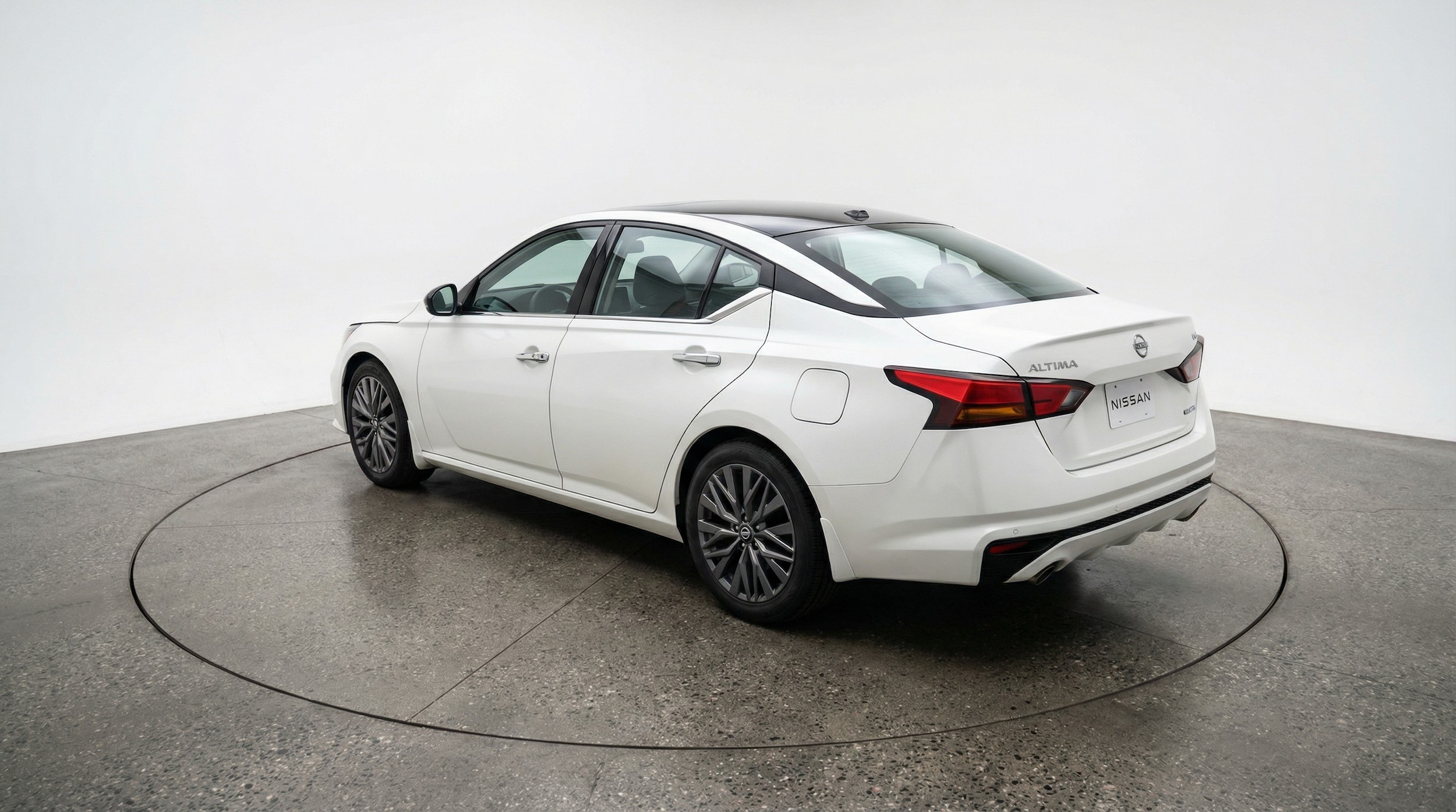 Thumbnail: 2025 Nissan Altima - 5