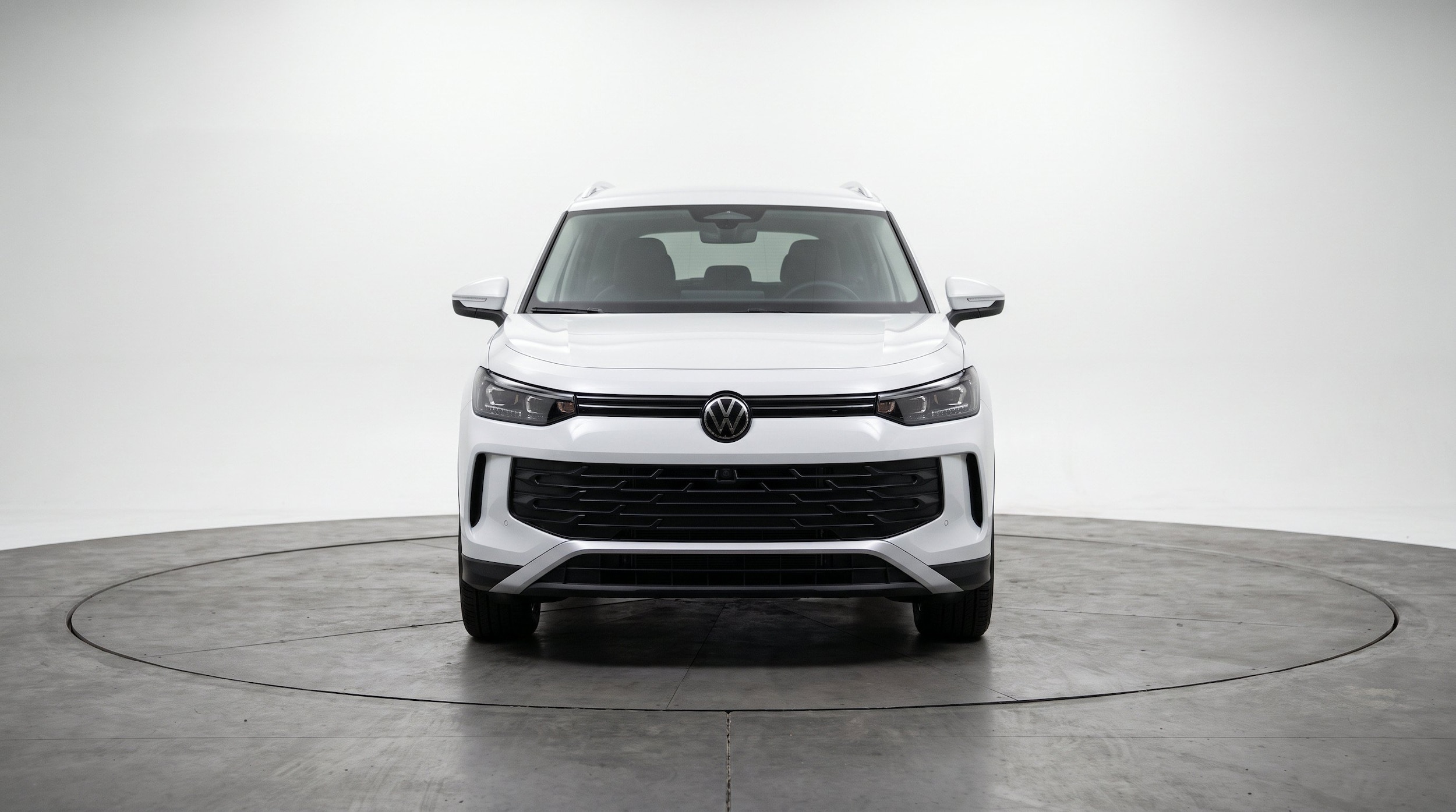 Thumbnail: 2026 Volkswagen Tiguan - 2