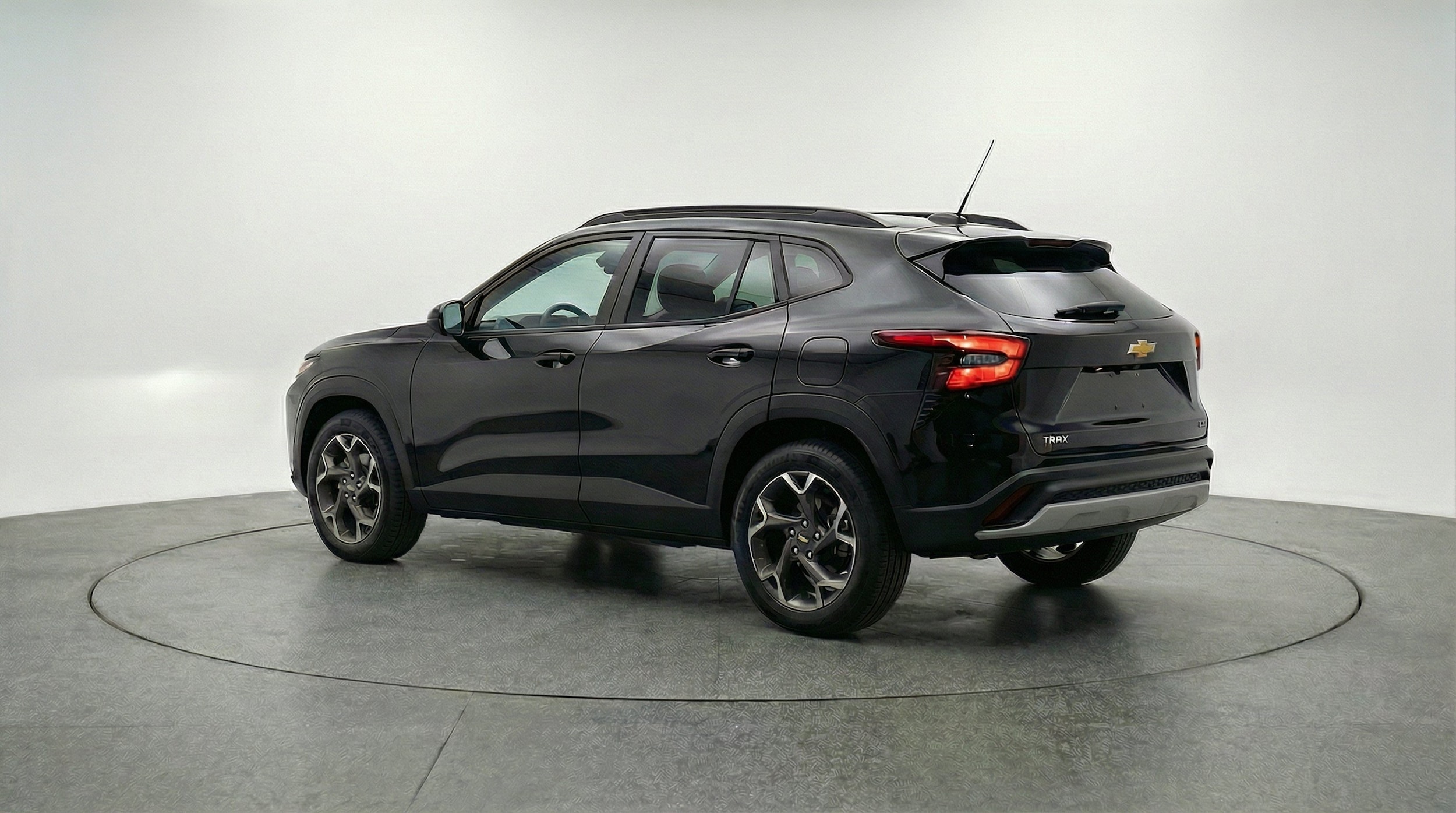 Thumbnail: 2025 Chevrolet Trax - 6