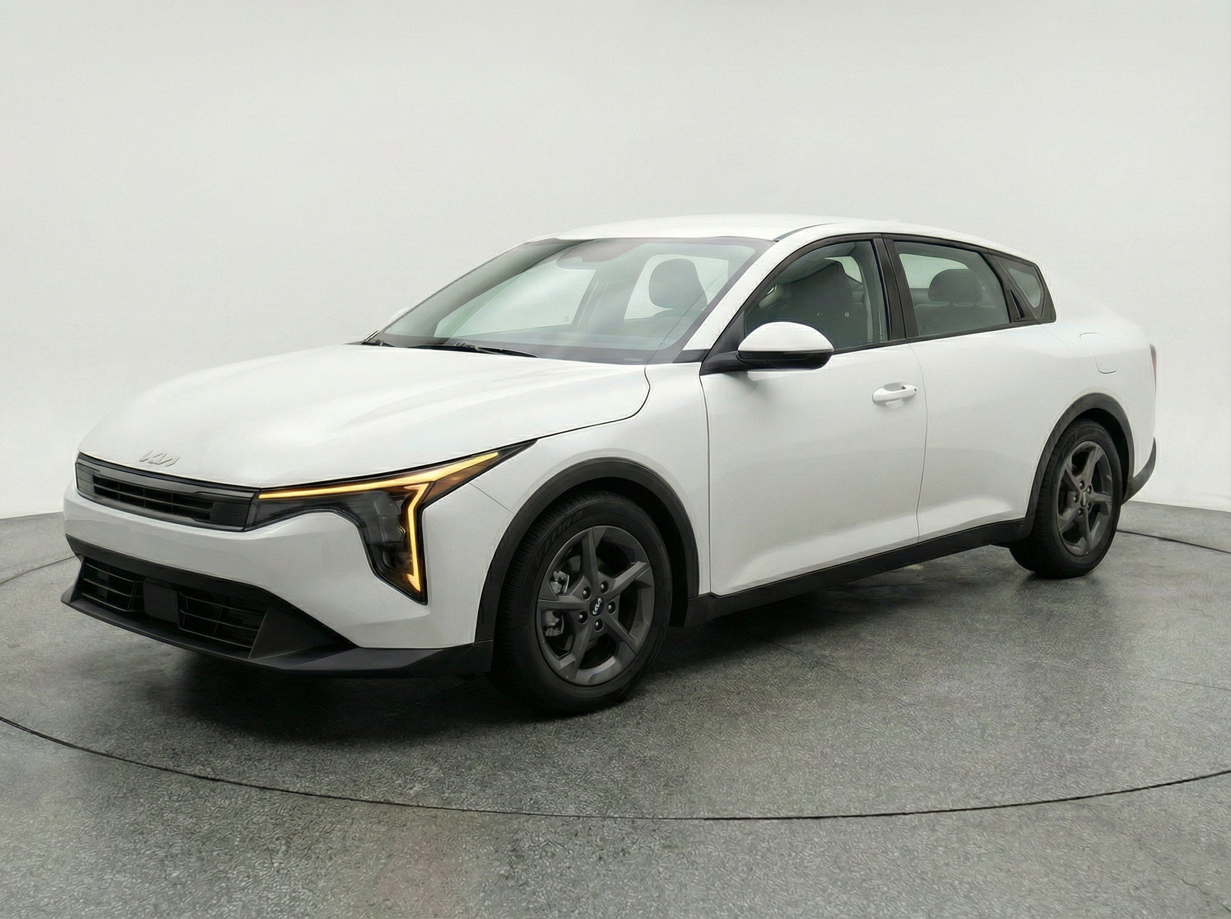 Thumbnail: 2025 Kia K4 - 3
