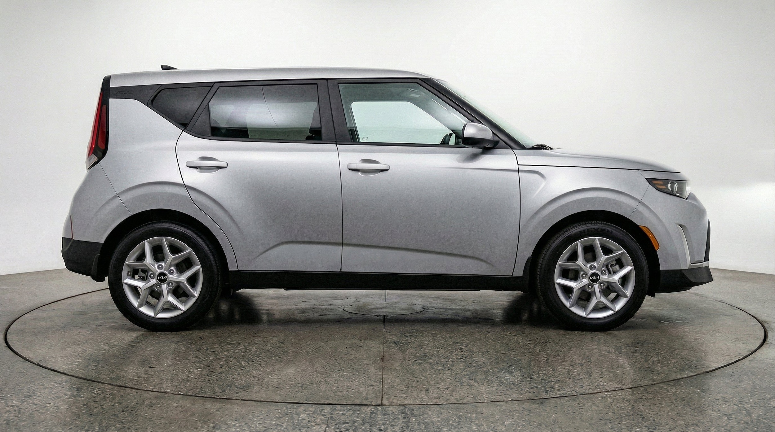 Thumbnail: 2025 Kia Soul - 10