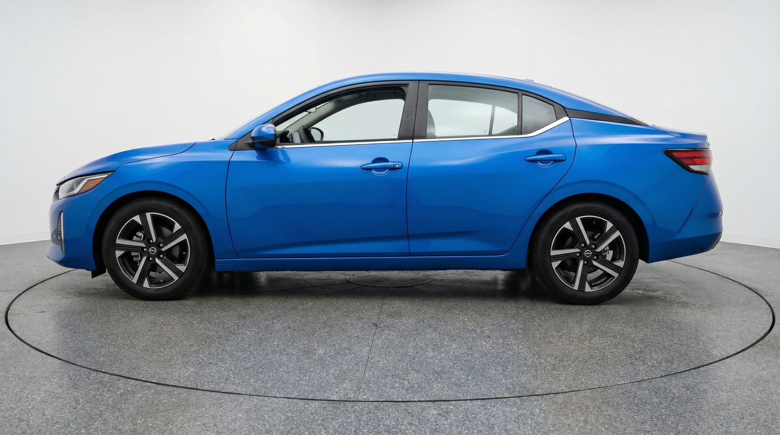 Thumbnail: 2025 Nissan Sentra - 4