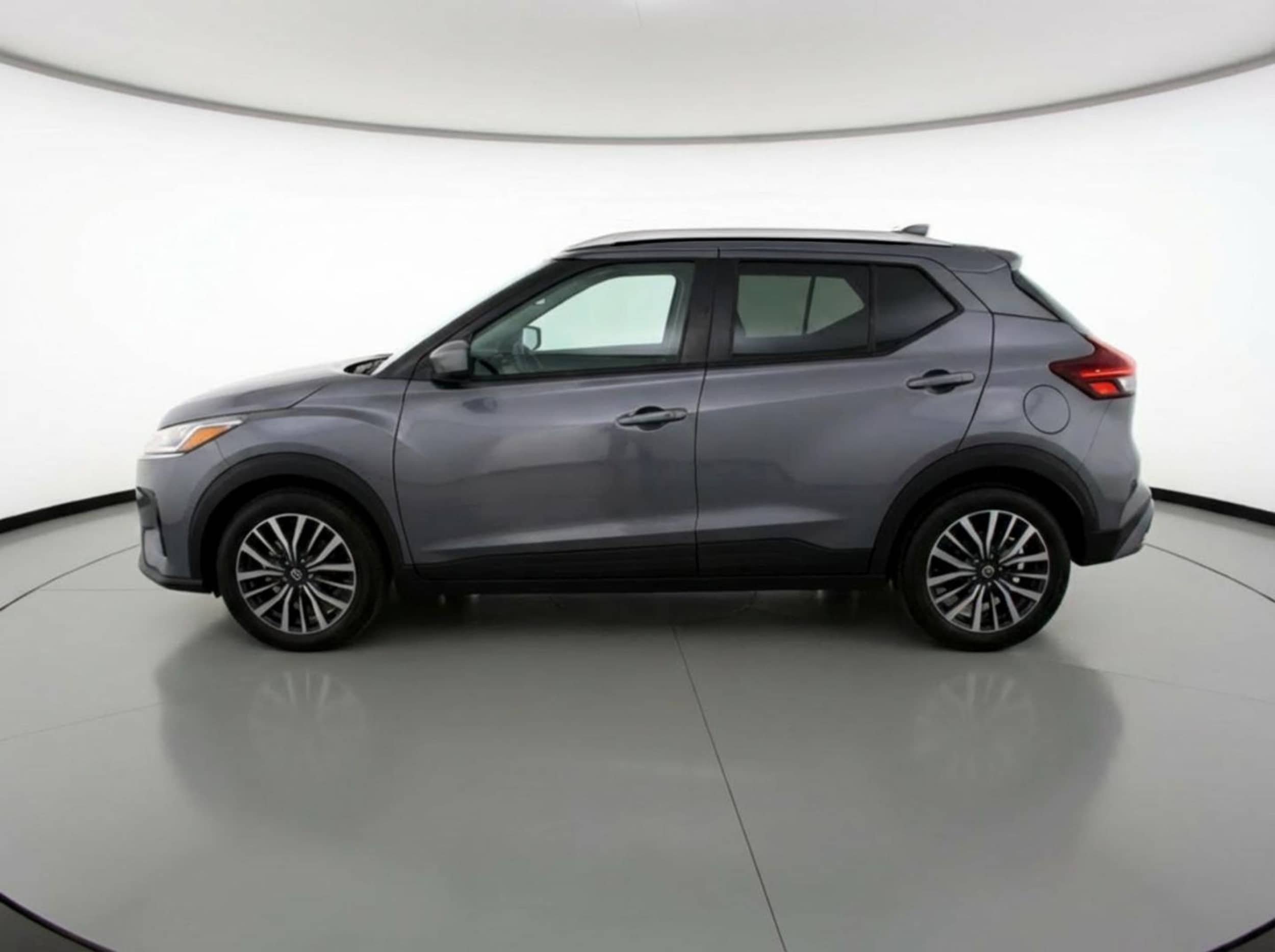 Thumbnail: 2024 Nissan Kicks - 4