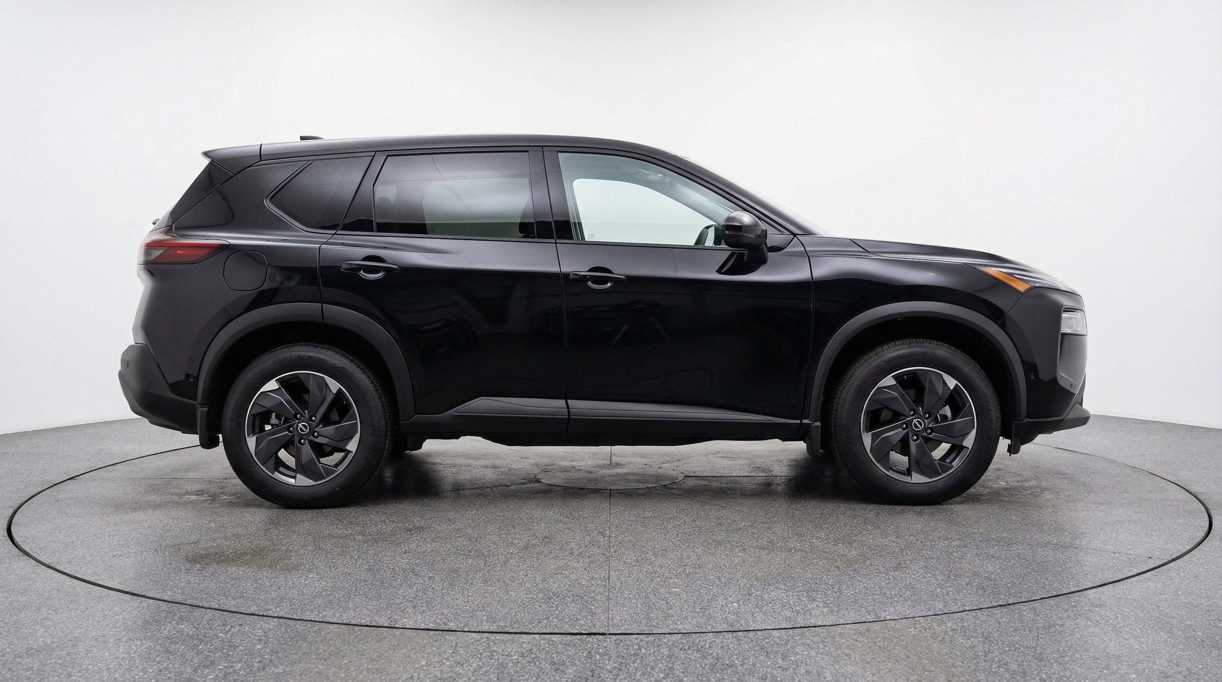 Thumbnail: 2025 Nissan Rogue - 11