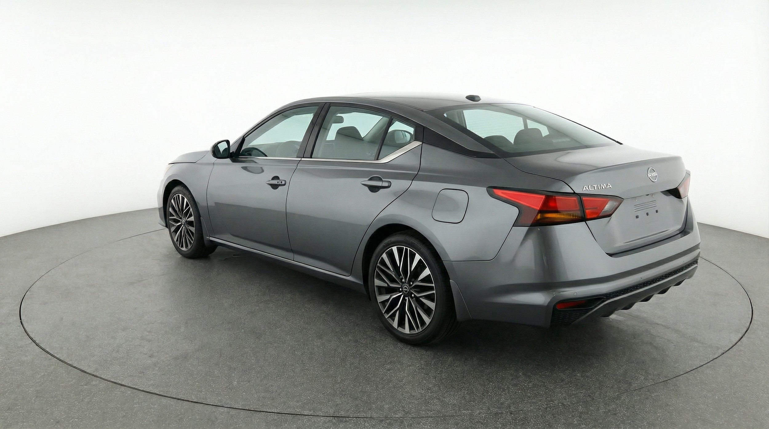 Thumbnail: 2025 Nissan Altima - 5