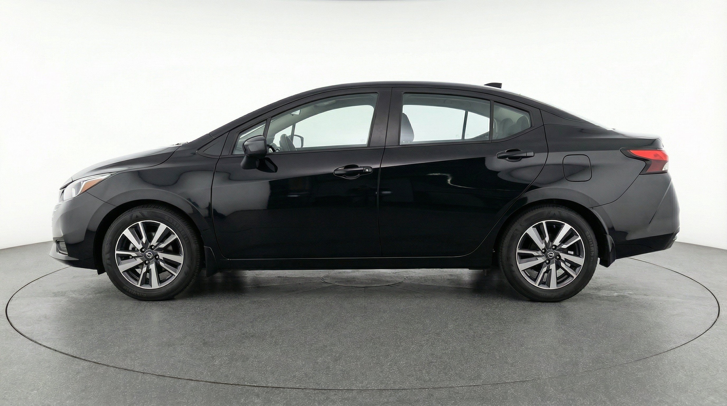 Thumbnail: 2025 Nissan Versa - 5