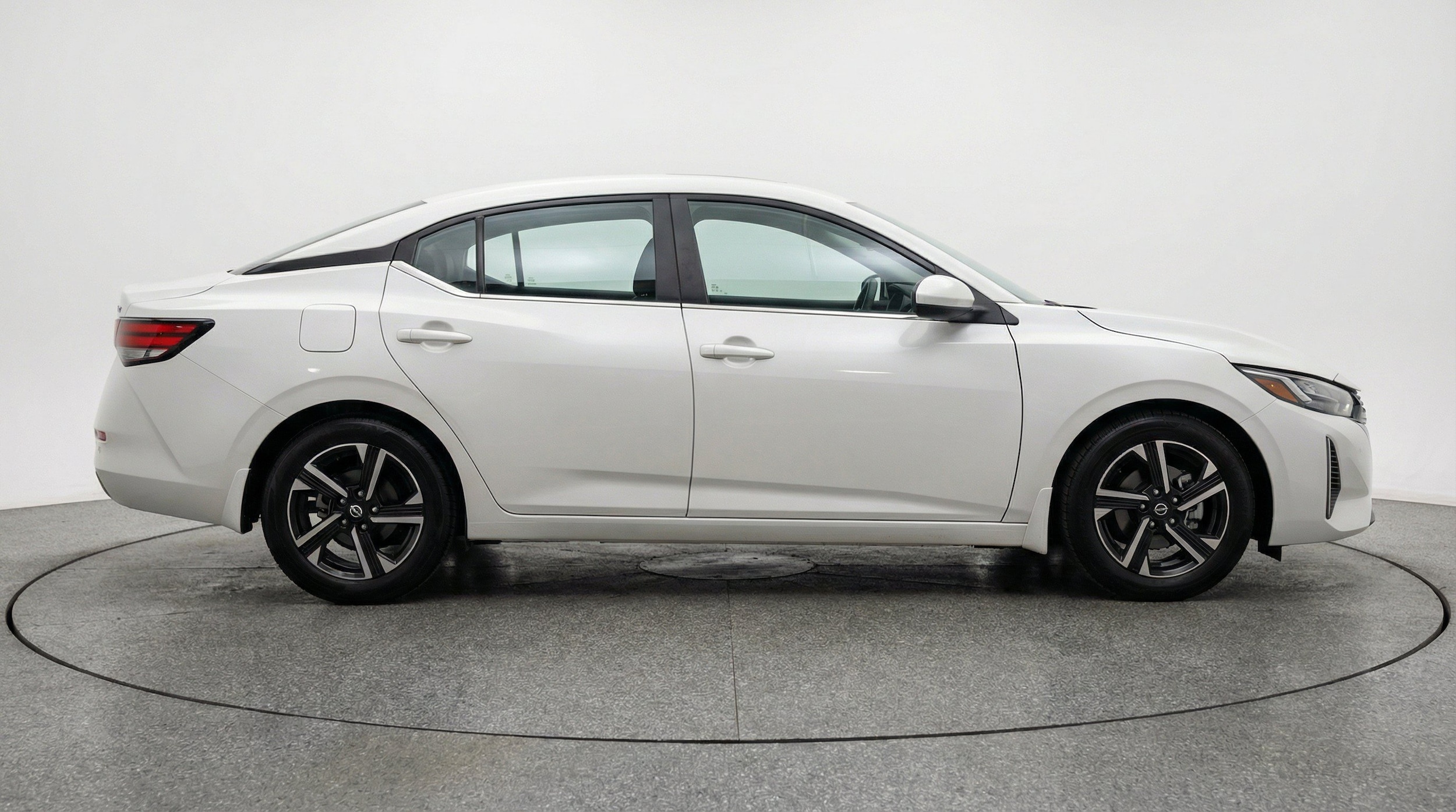 Thumbnail: 2025 Nissan Sentra - 11