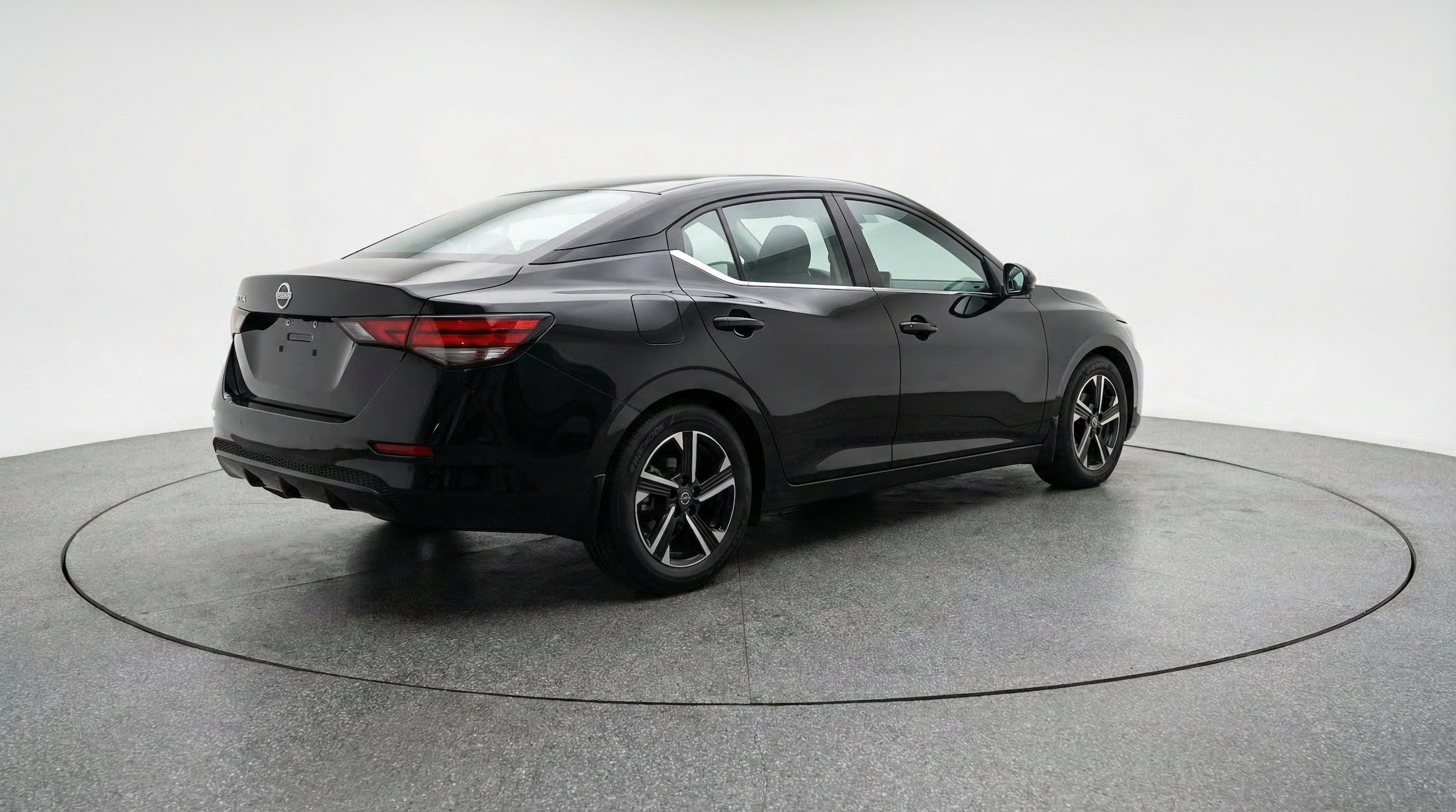 Thumbnail: 2025 Nissan Sentra - 9