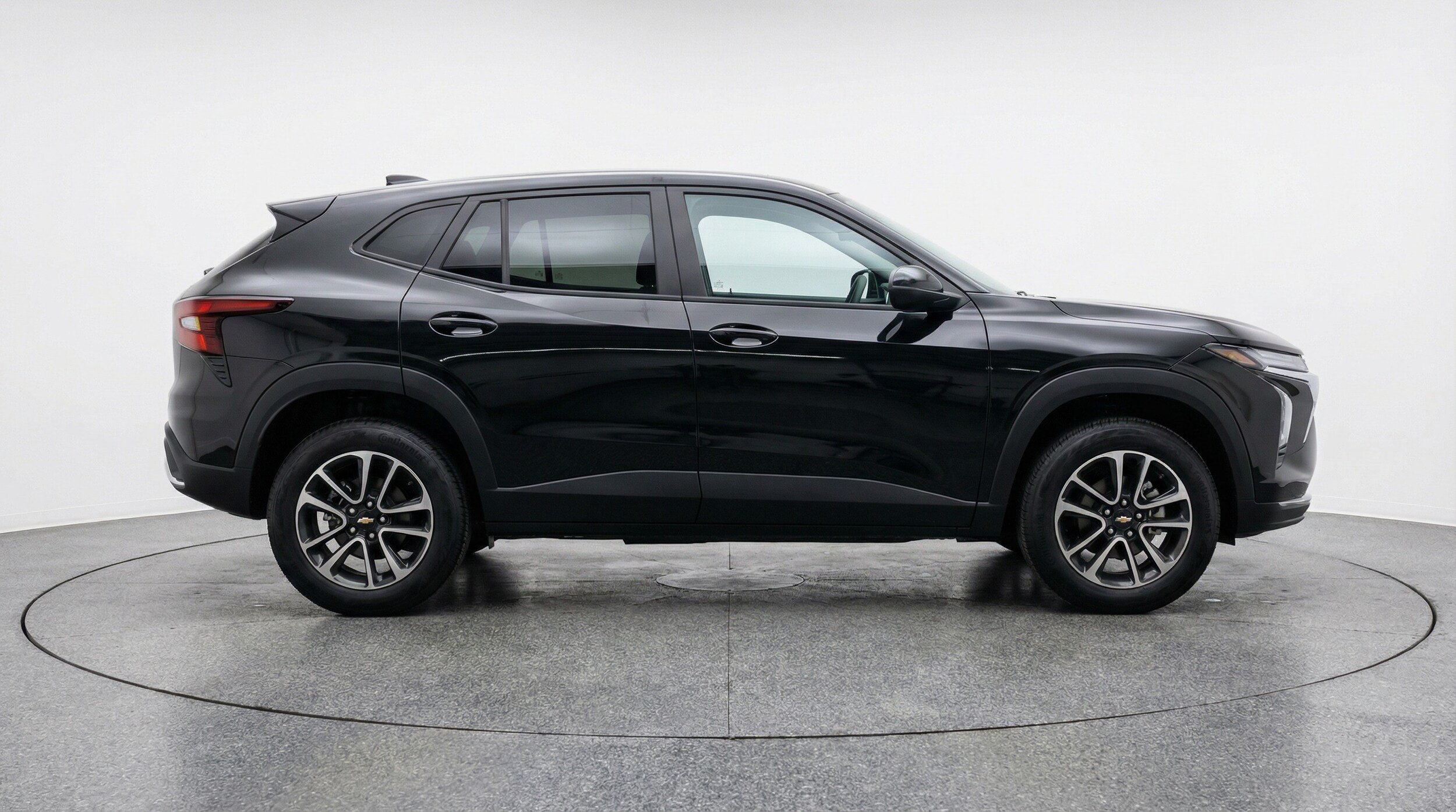 Thumbnail: 2025 Chevrolet TrailBlazer - 8