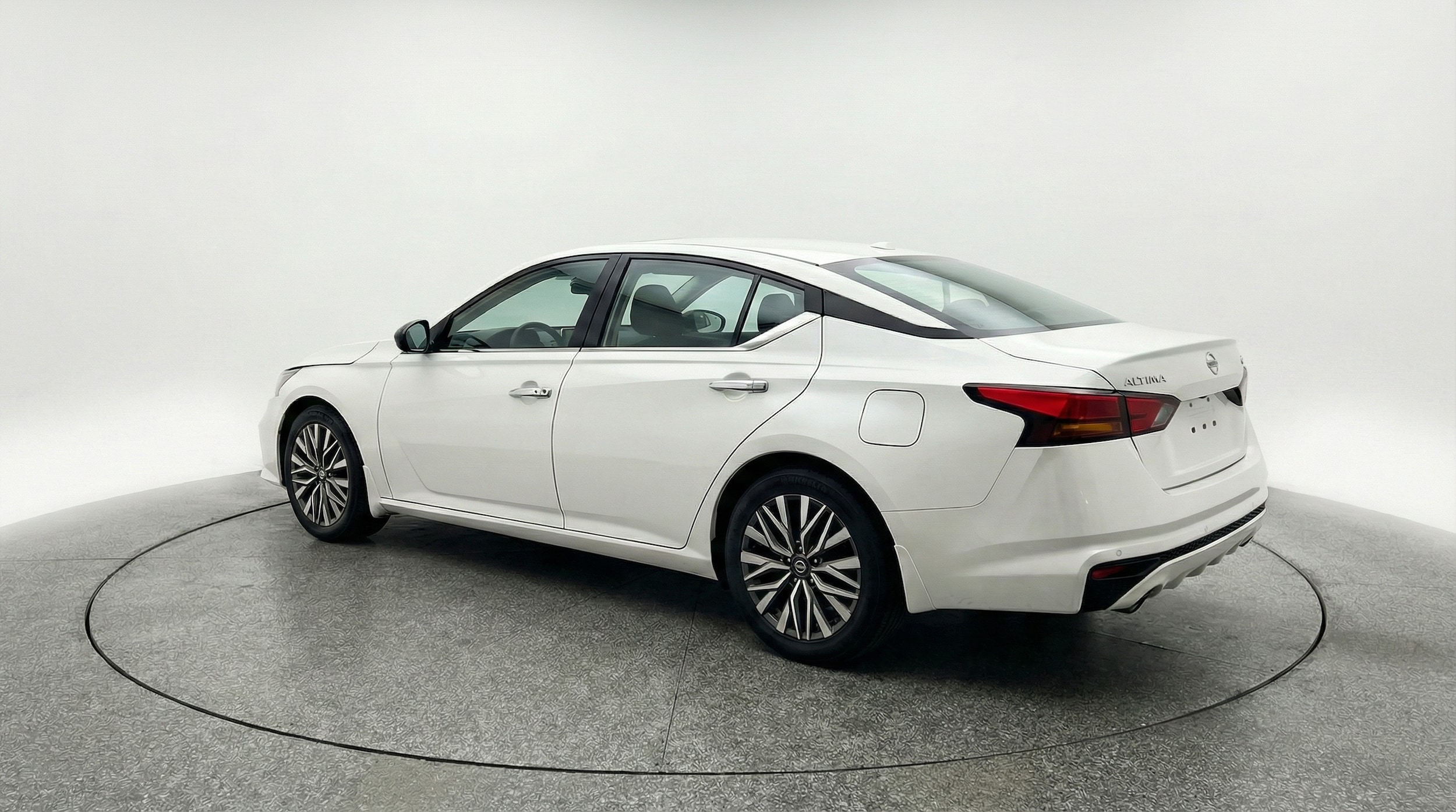 Thumbnail: 2025 Nissan Altima - 7