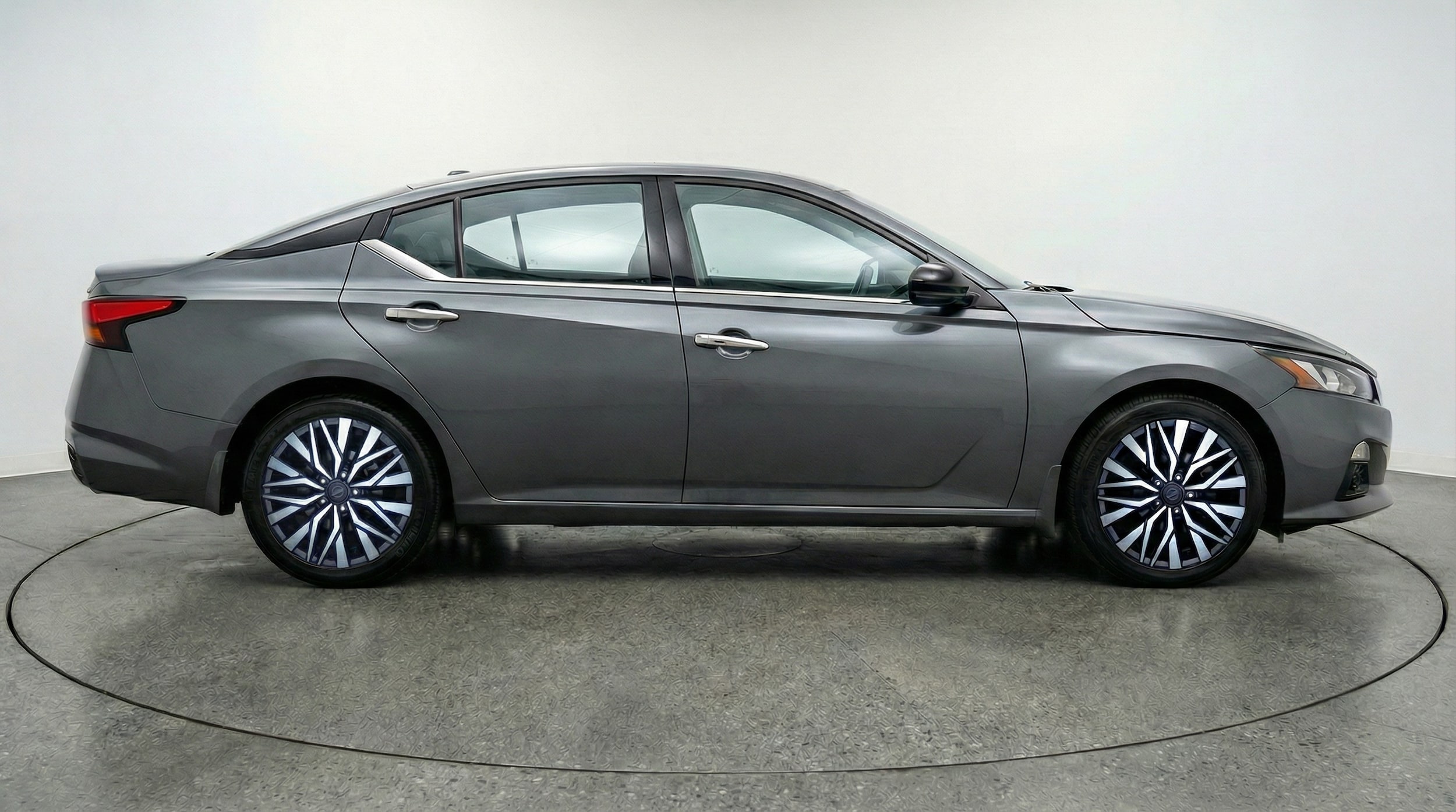 Thumbnail: 2025 Nissan Altima - 8