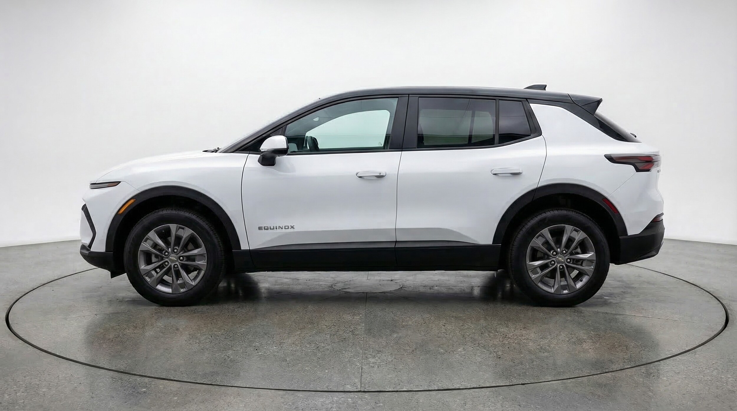 Thumbnail: 2025 Chevrolet Equinox - 4