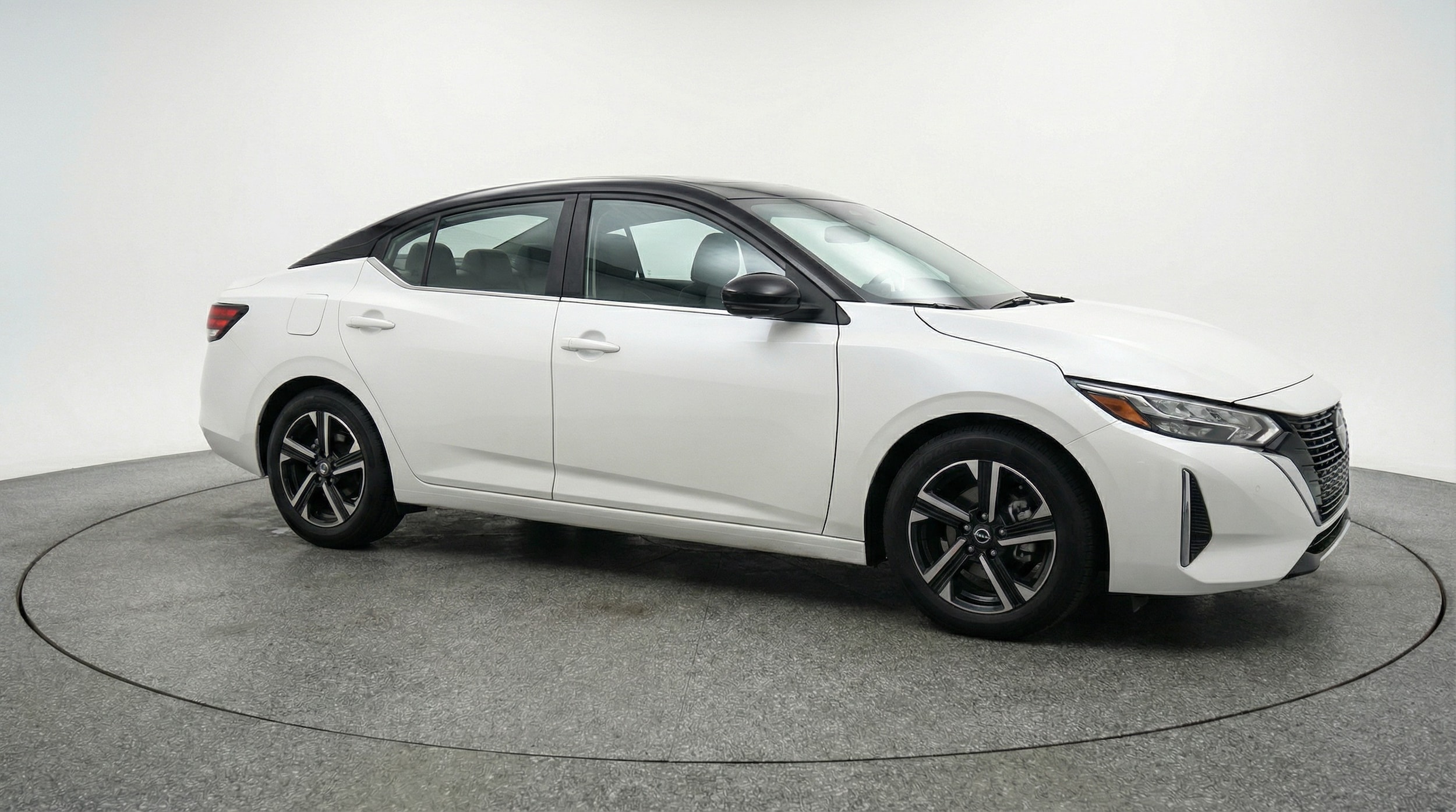 Thumbnail: 2025 Nissan Sentra - 1