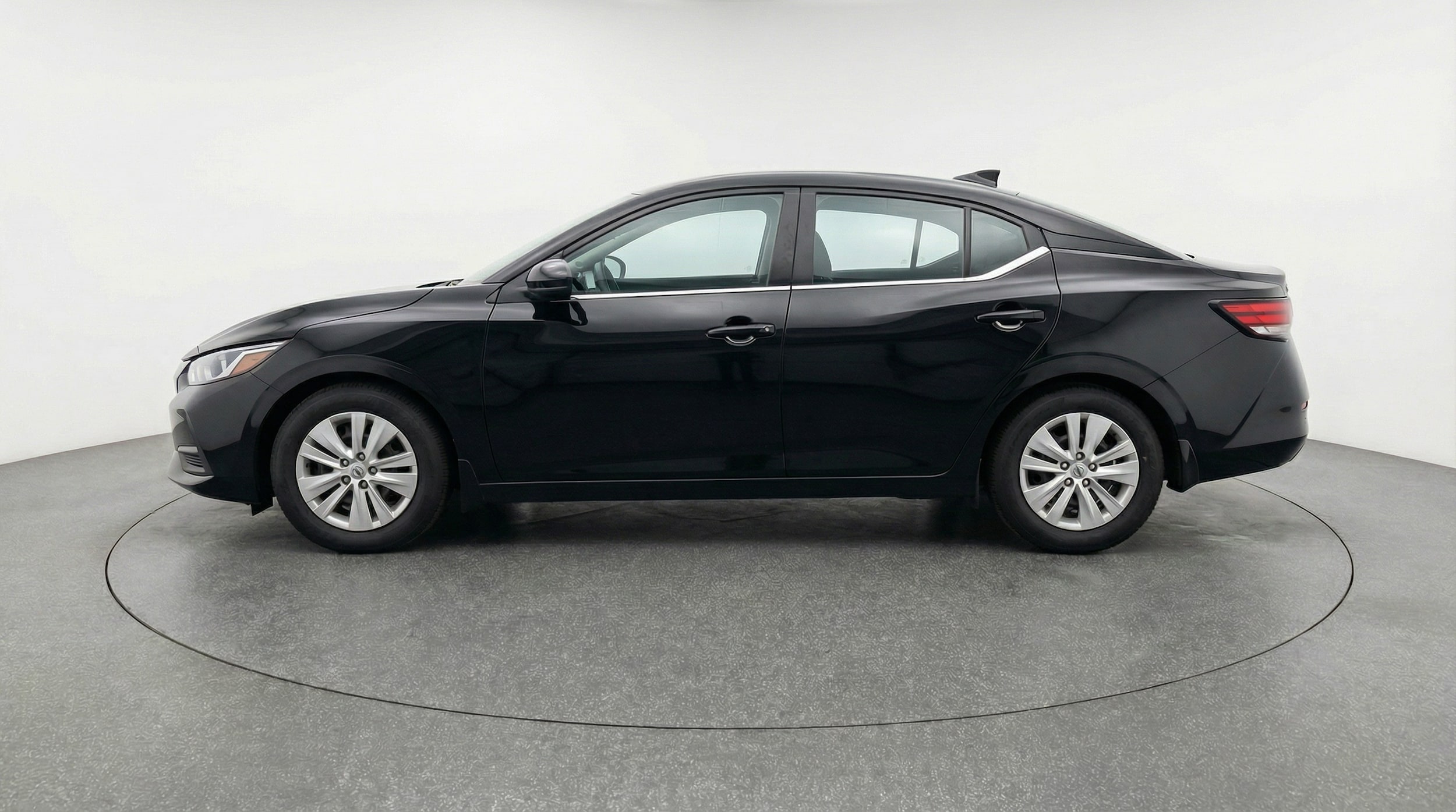 Thumbnail: 2025 Nissan Sentra - 4