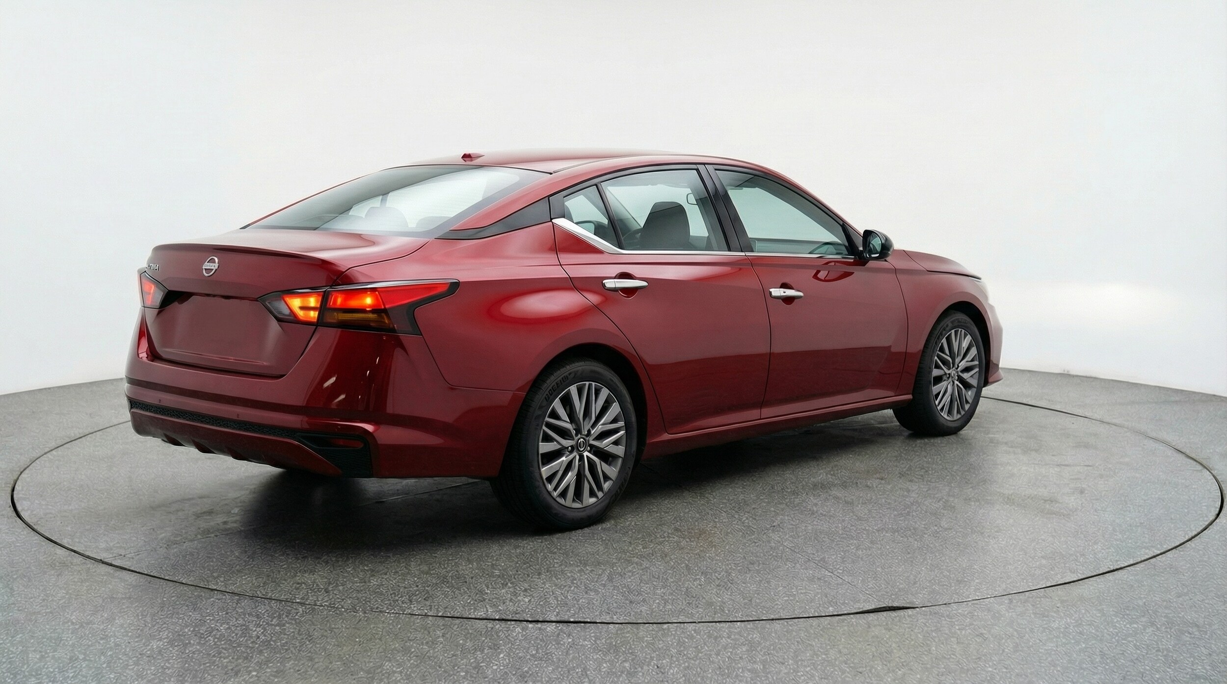 Thumbnail: 2025 Nissan Altima - 7