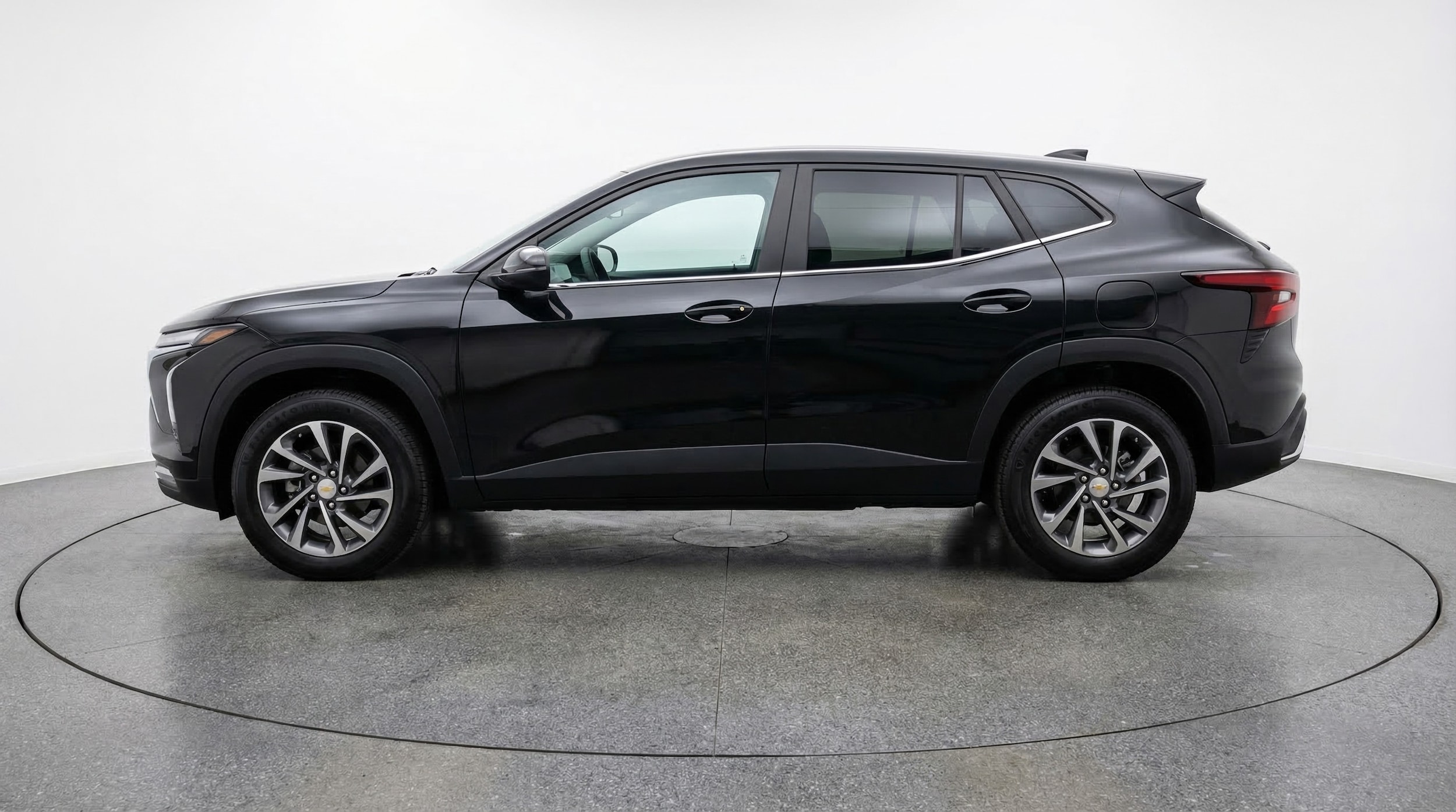 Thumbnail: 2025 Chevrolet Equinox - 4