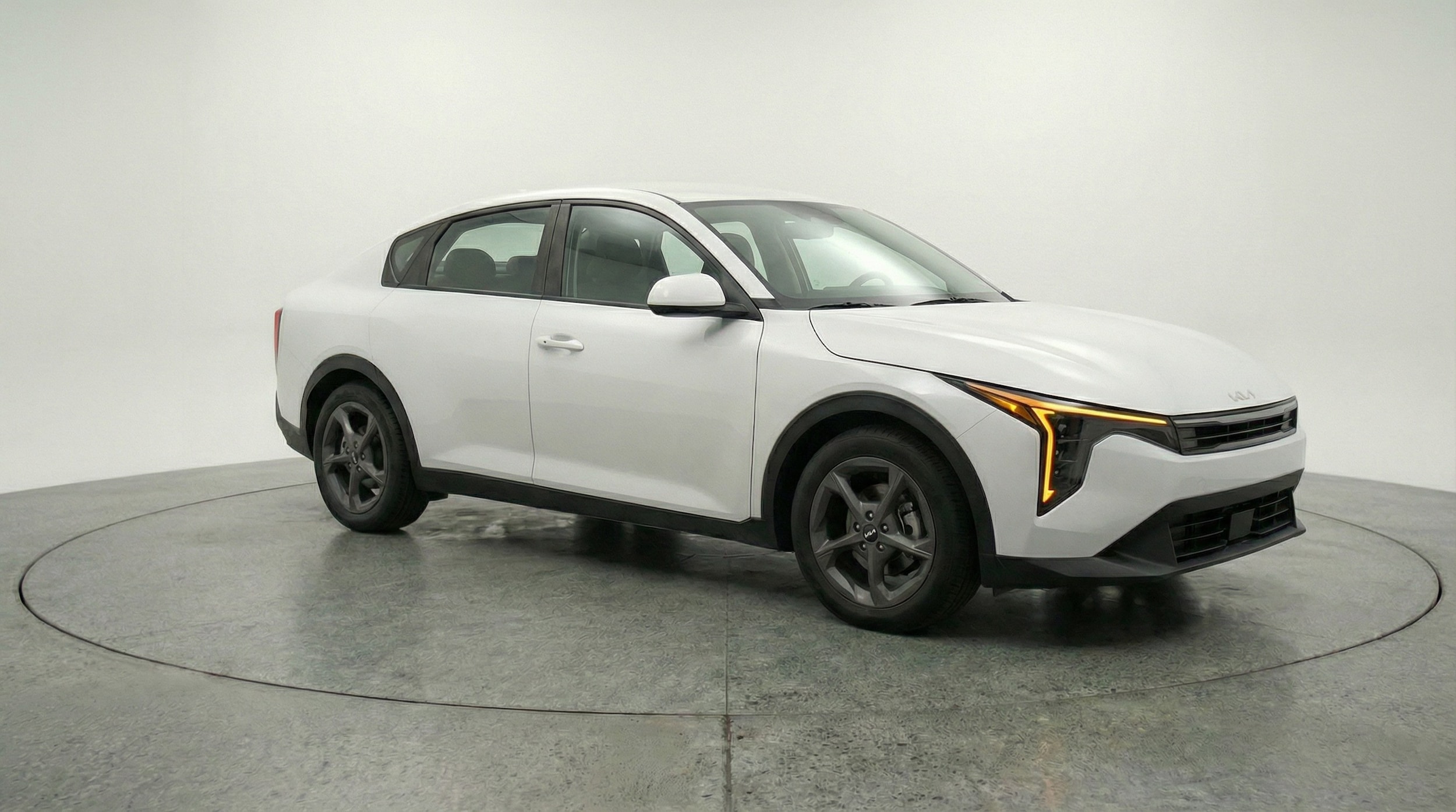 Thumbnail: 2025 Kia K4 - 1