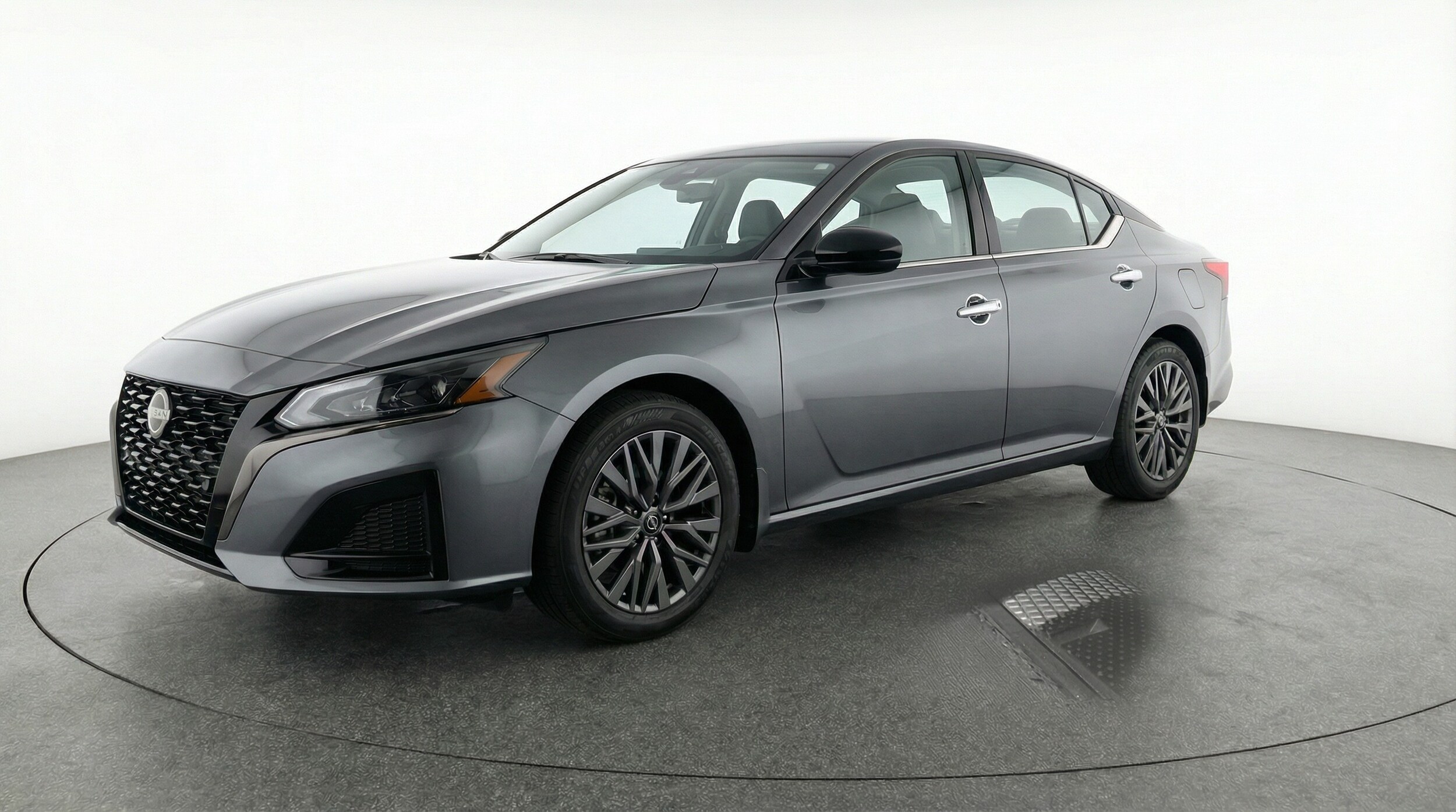 Thumbnail: 2025 Nissan Altima - 3