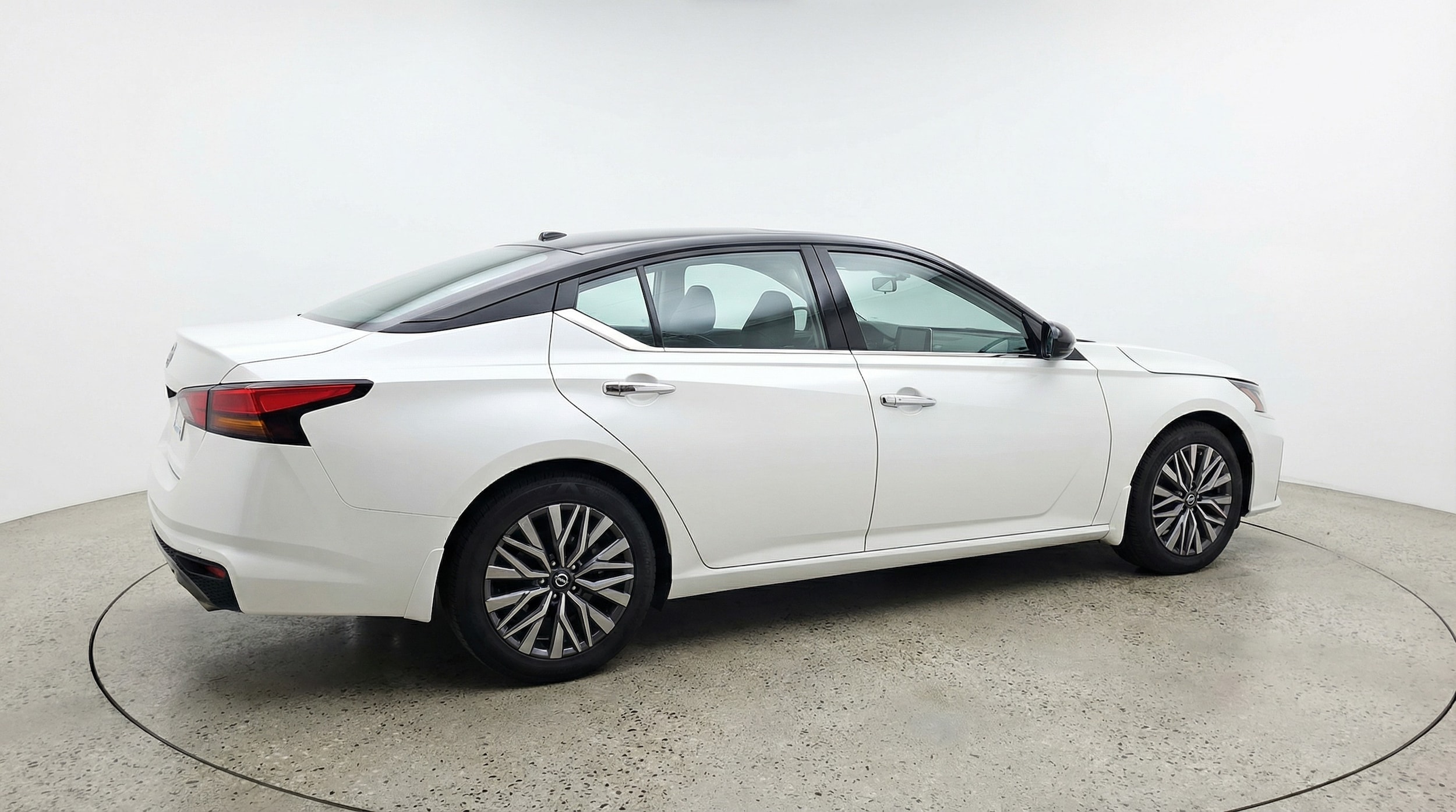 Thumbnail: 2025 Nissan Altima - 7