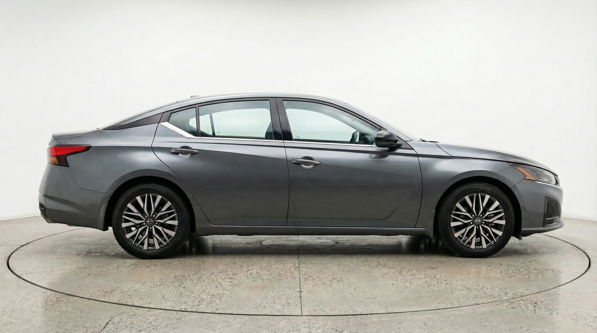 Thumbnail: 2025 Nissan Altima - 8