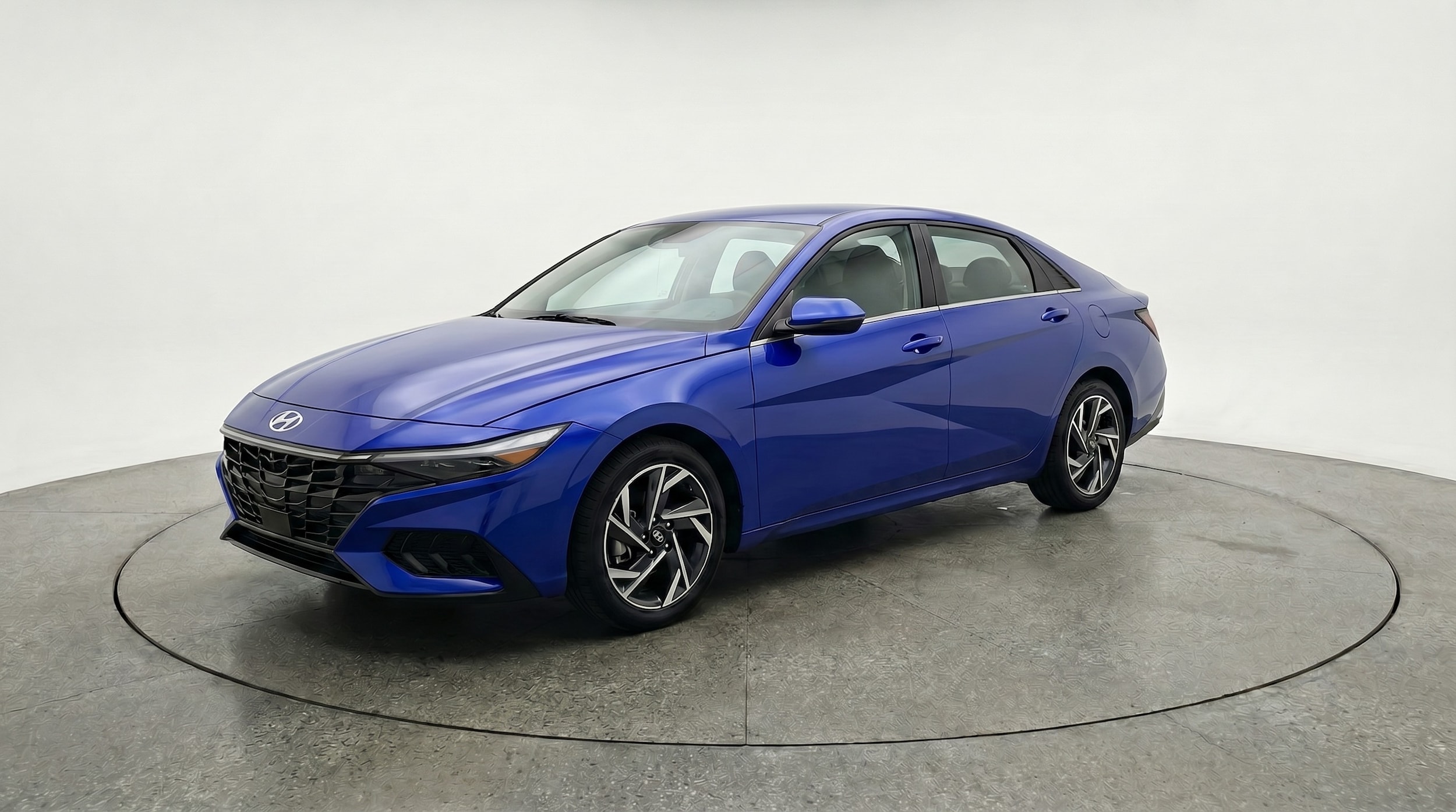 Thumbnail: 2025 Hyundai Elantra - 3