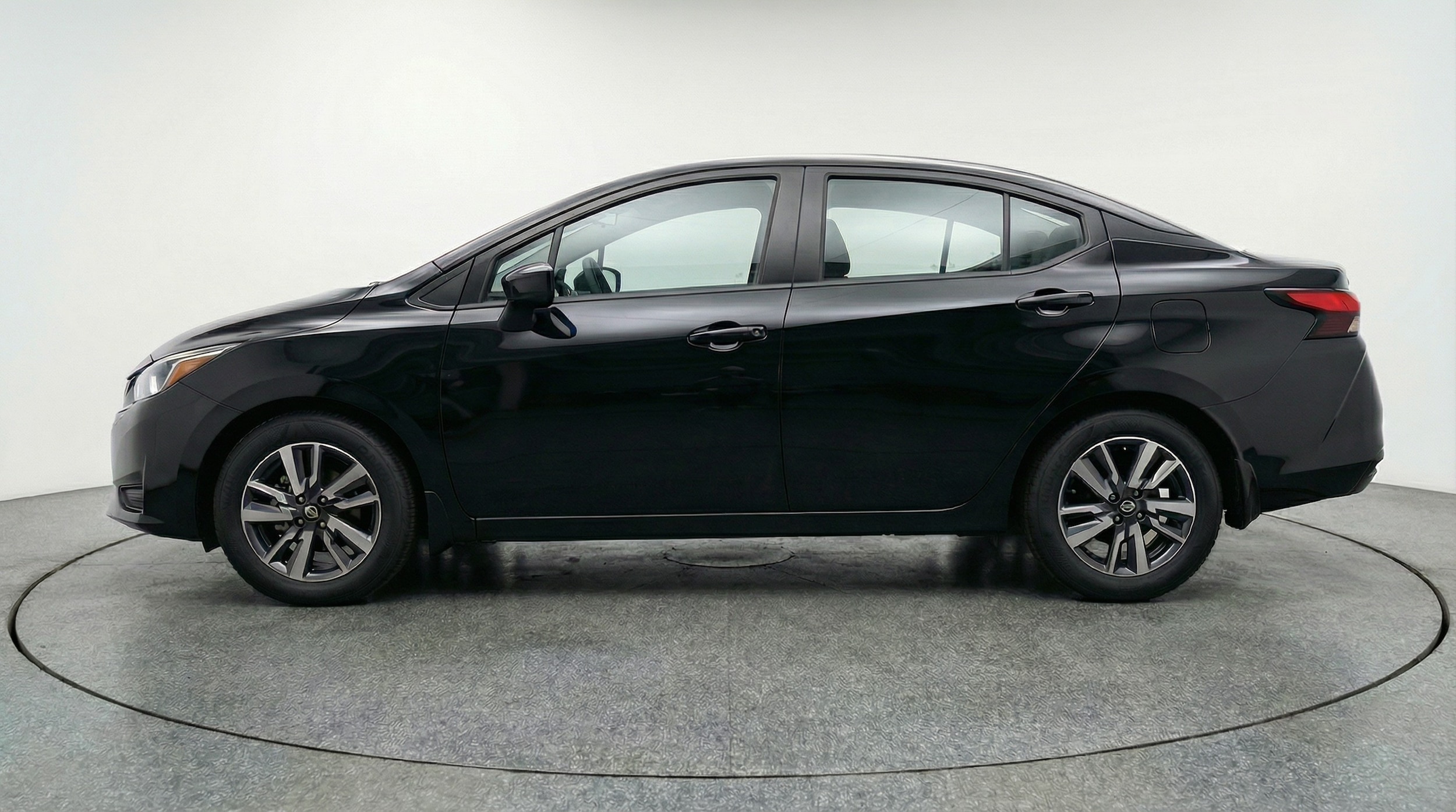 Thumbnail: 2025 Nissan Versa - 4