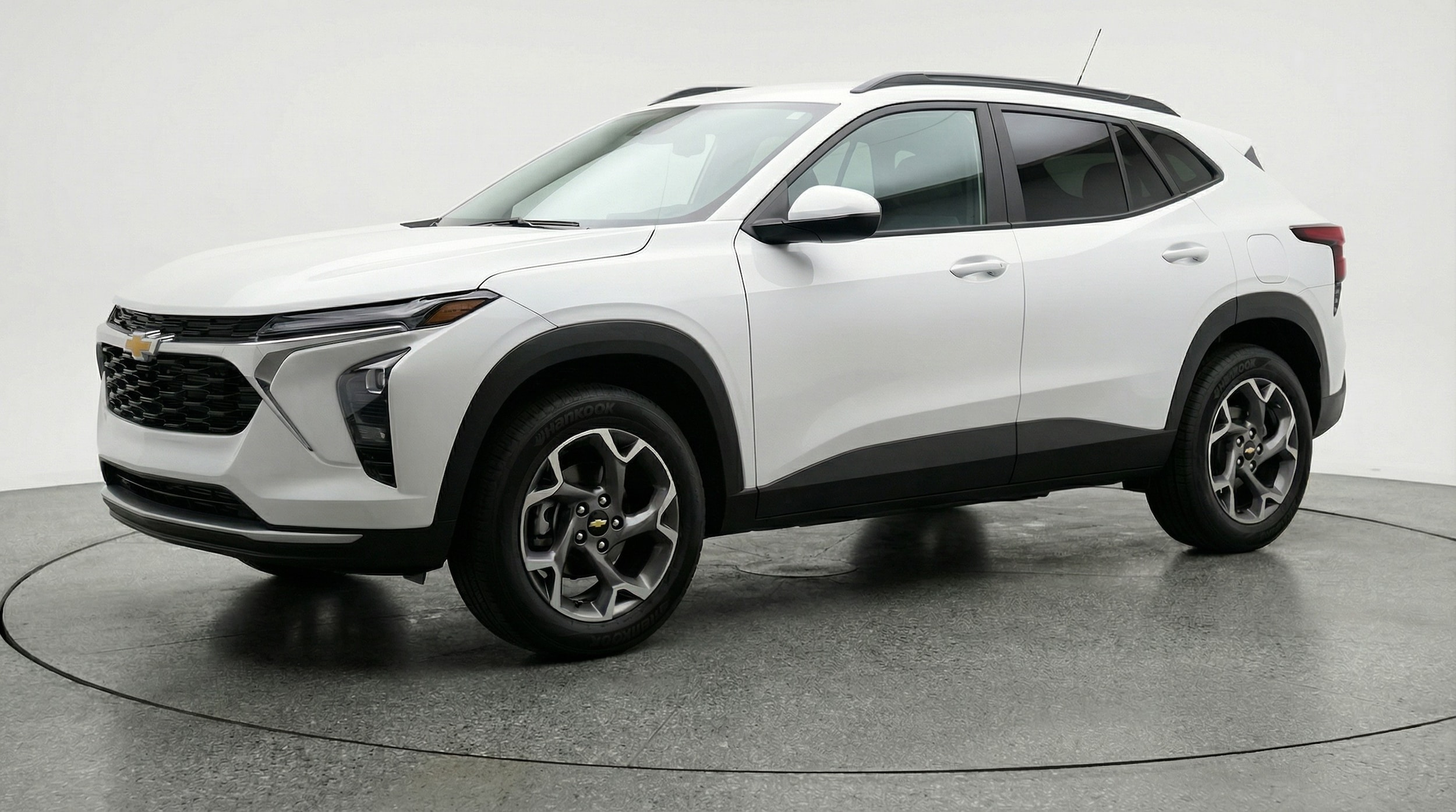 Thumbnail: 2025 Chevrolet Trax - 3