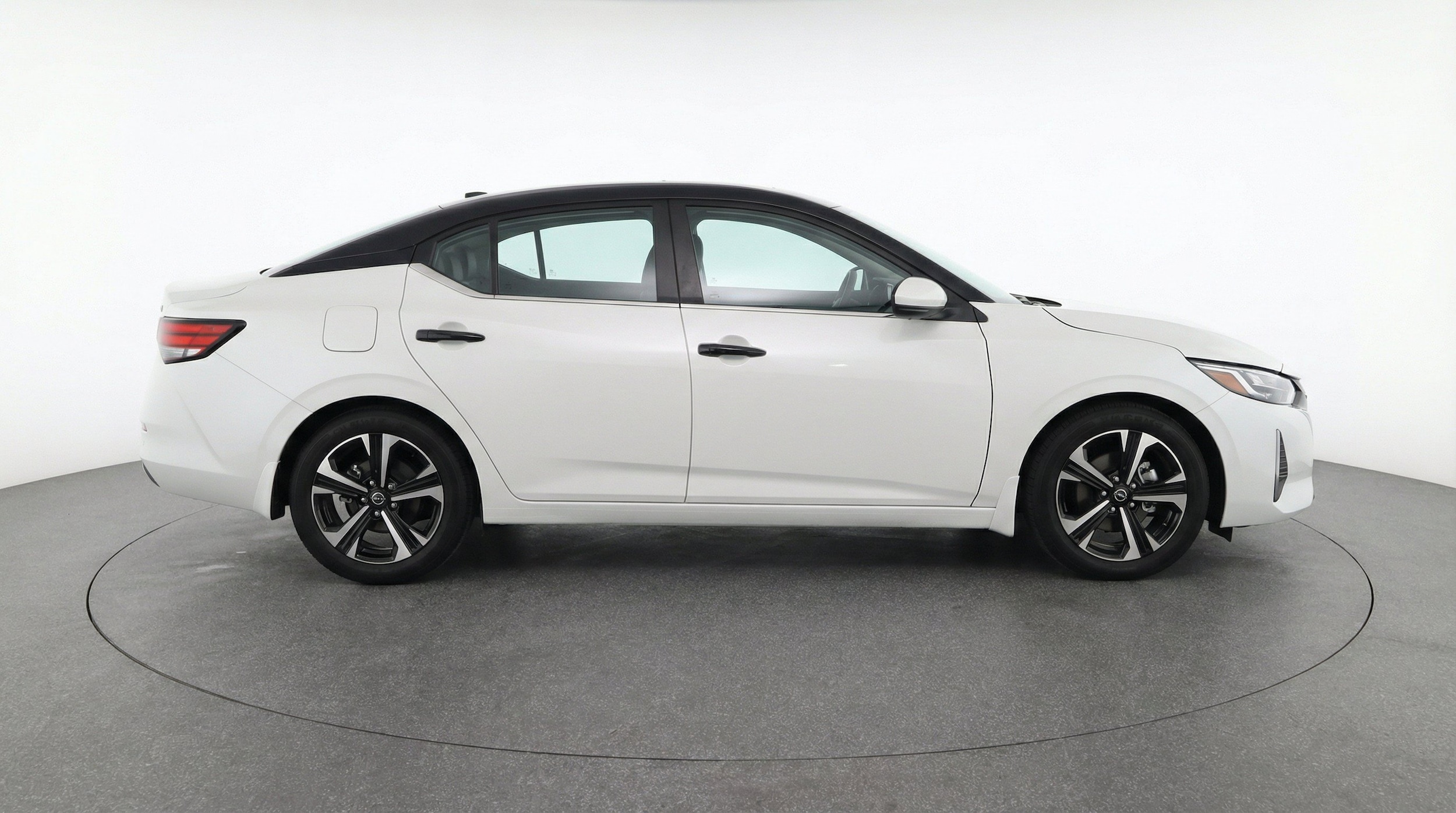 Thumbnail: 2025 Nissan Sentra - 11