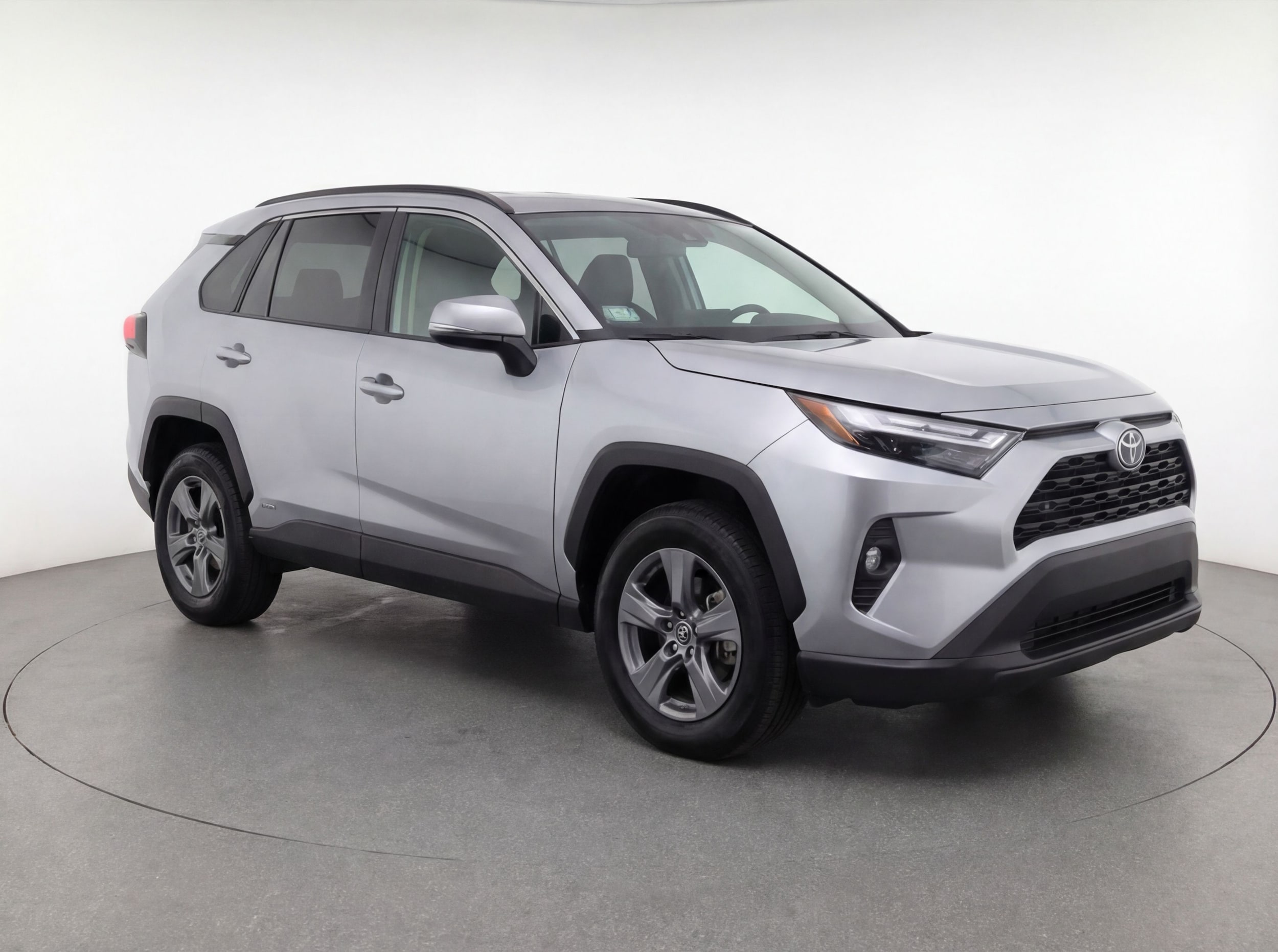 Thumbnail: 2025 Toyota RAV4 - 1