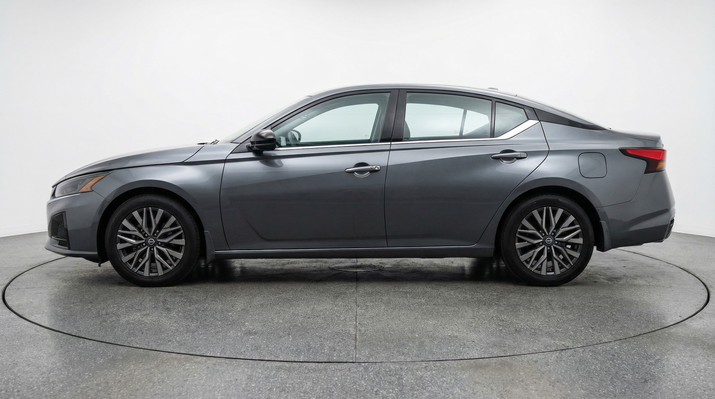 Thumbnail: 2025 Nissan Altima - 4