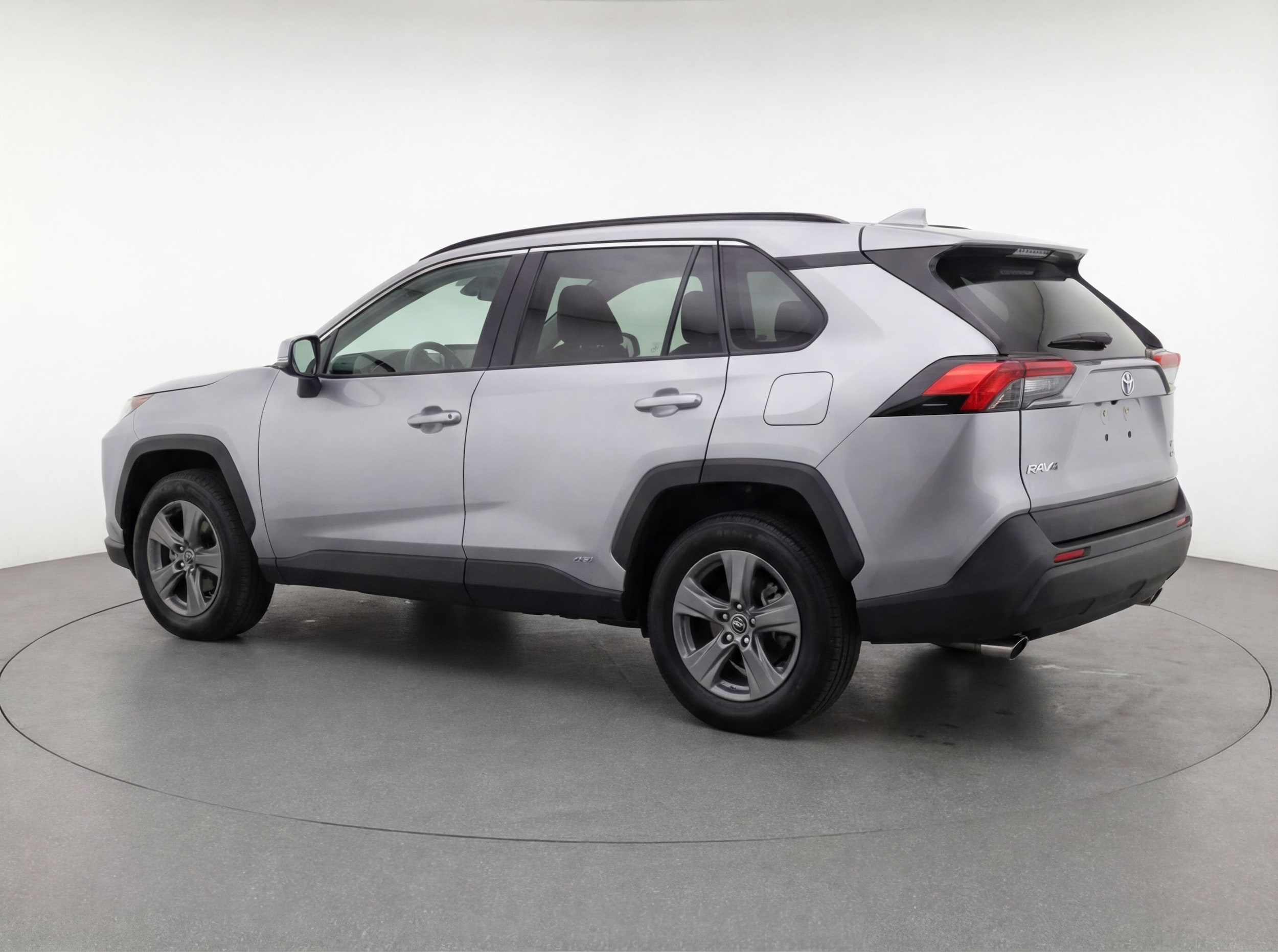 Thumbnail: 2025 Toyota RAV4 - 5