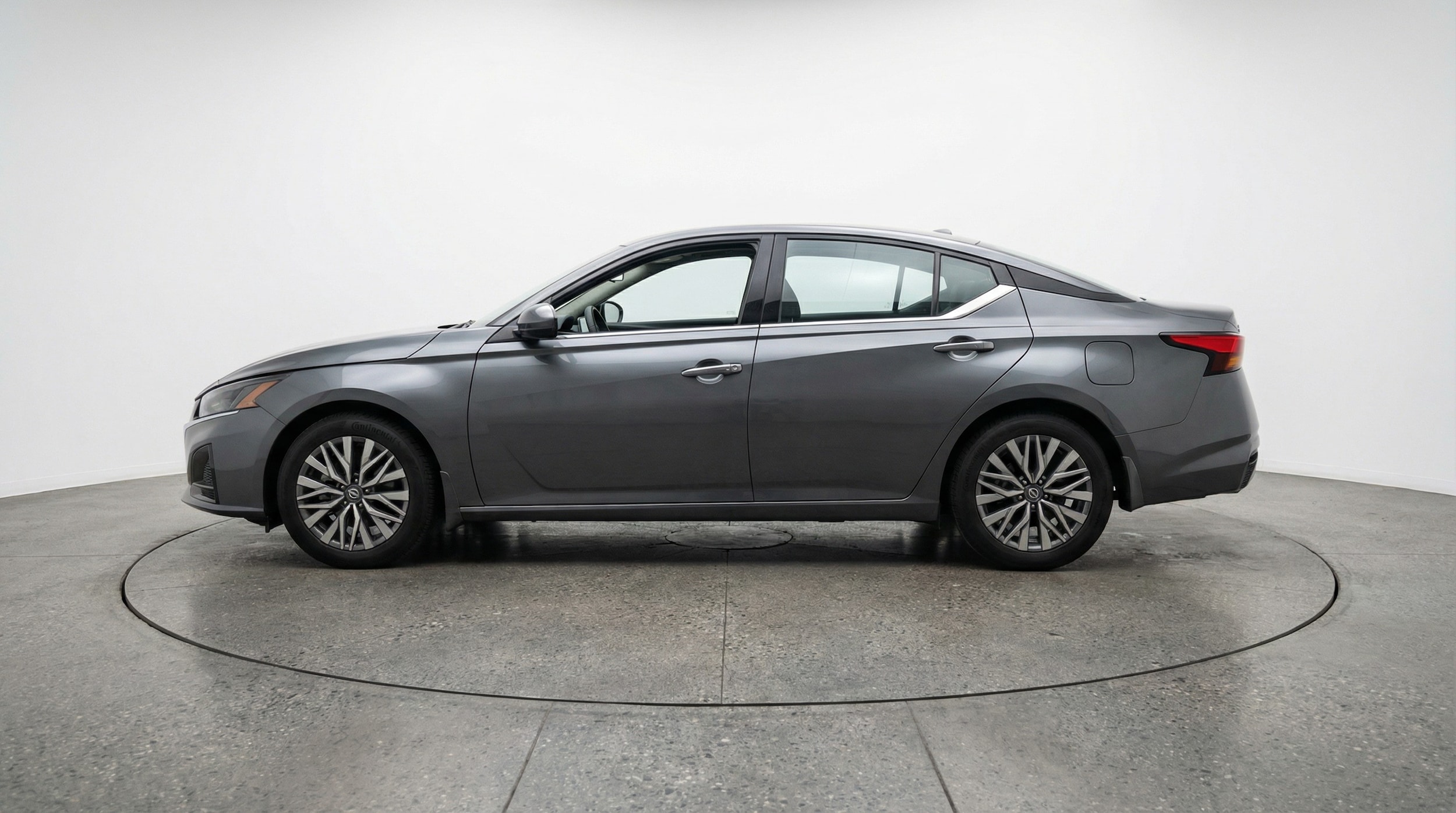 Thumbnail: 2025 Nissan Altima - 4