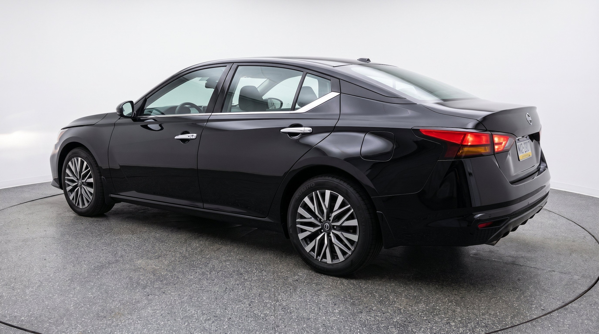 Thumbnail: 2025 Nissan Altima - 6
