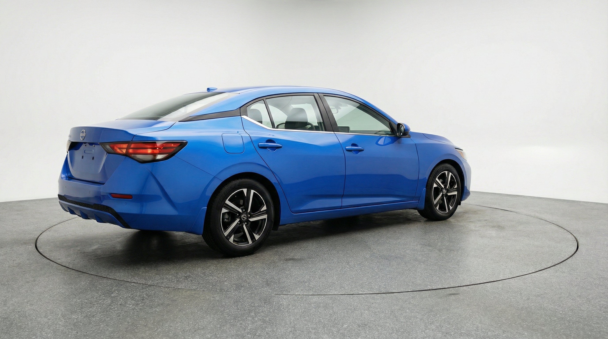 Thumbnail: 2025 Nissan Sentra - 9