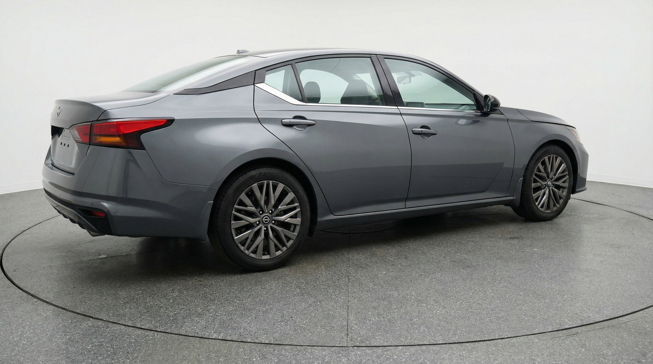 Thumbnail: 2025 Nissan Altima - 9