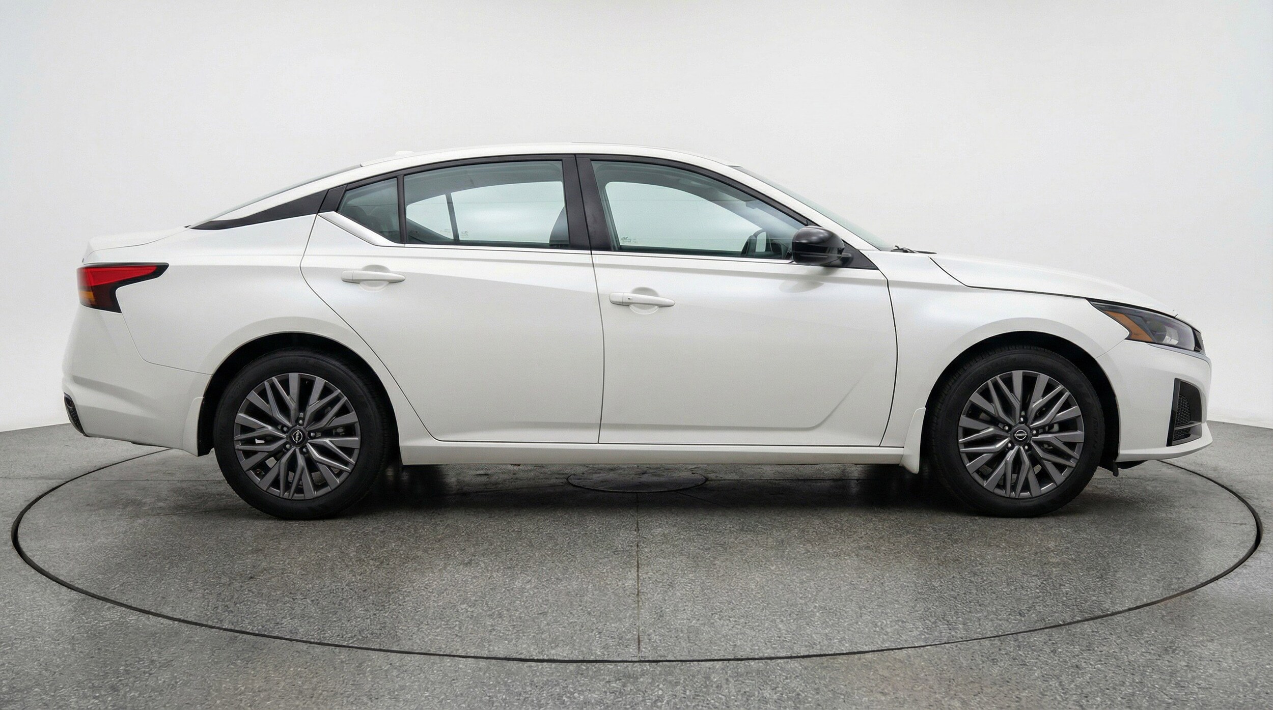 Thumbnail: 2025 Nissan Altima - 11