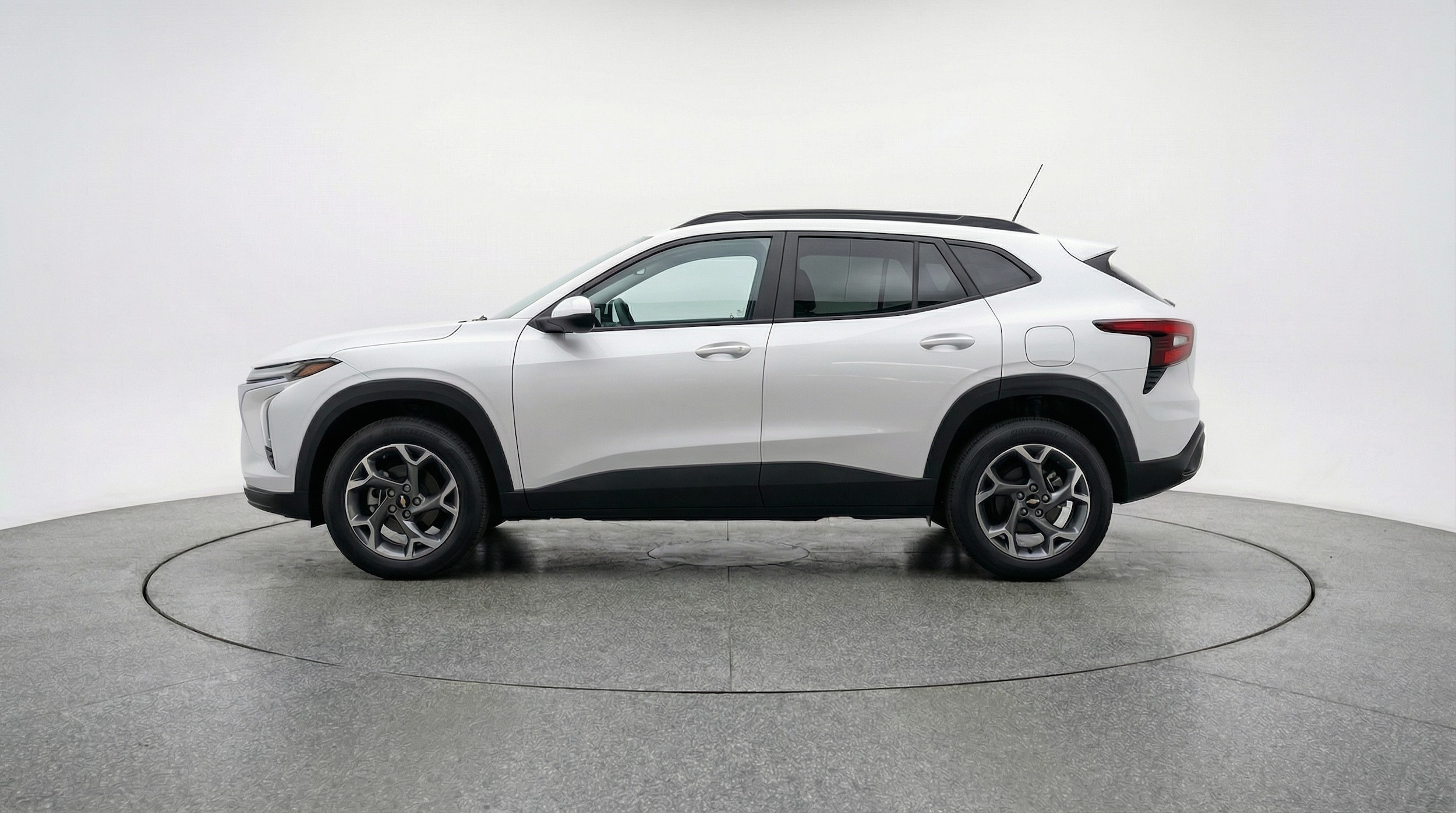 Thumbnail: 2025 Chevrolet Trax - 4