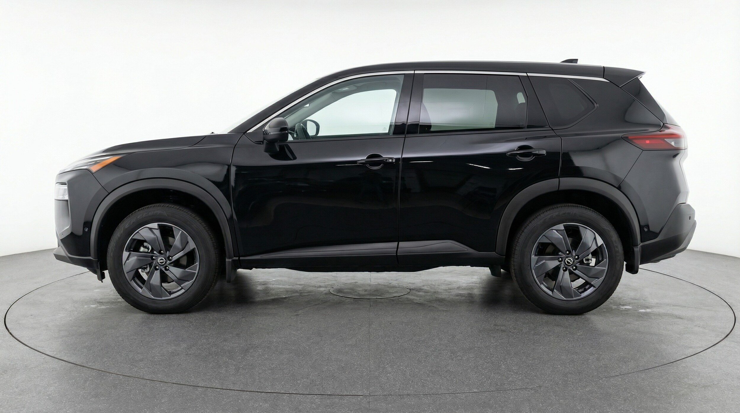 Thumbnail: 2025 Nissan Rogue - 4