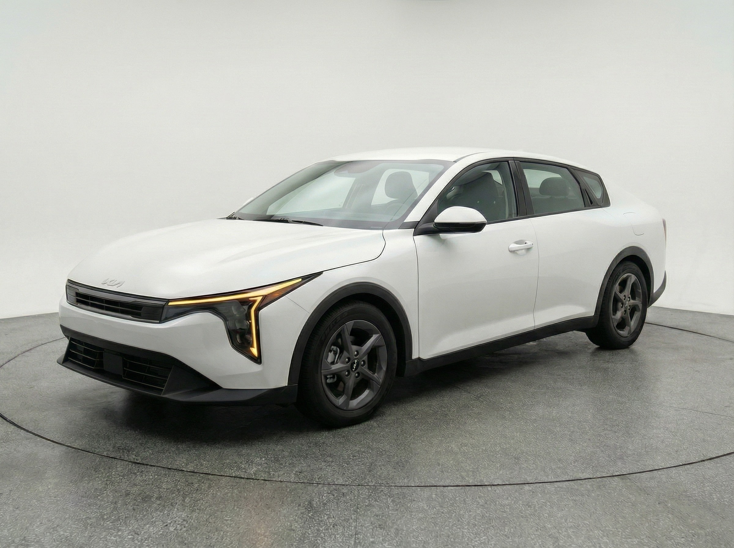 Thumbnail: 2025 Kia K4 - 3