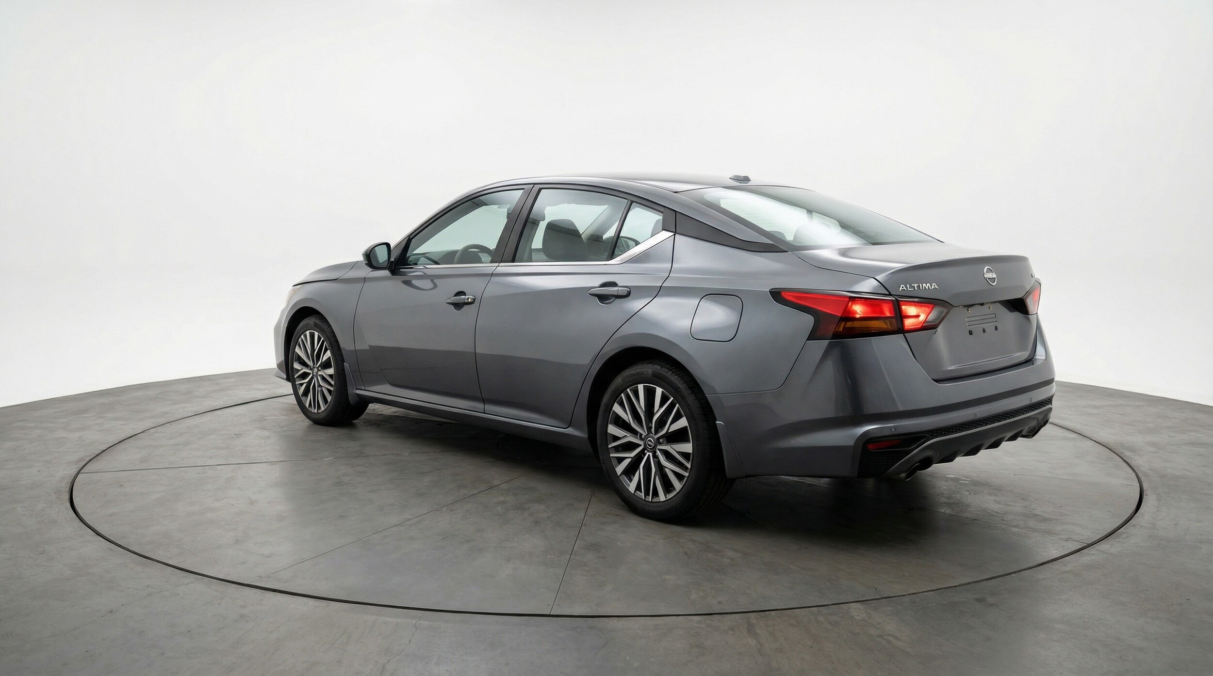 Thumbnail: 2025 Nissan Altima - 5