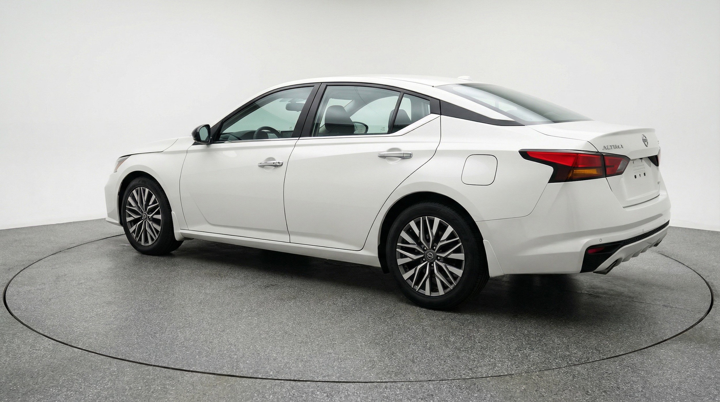 Thumbnail: 2025 Nissan Altima - 6