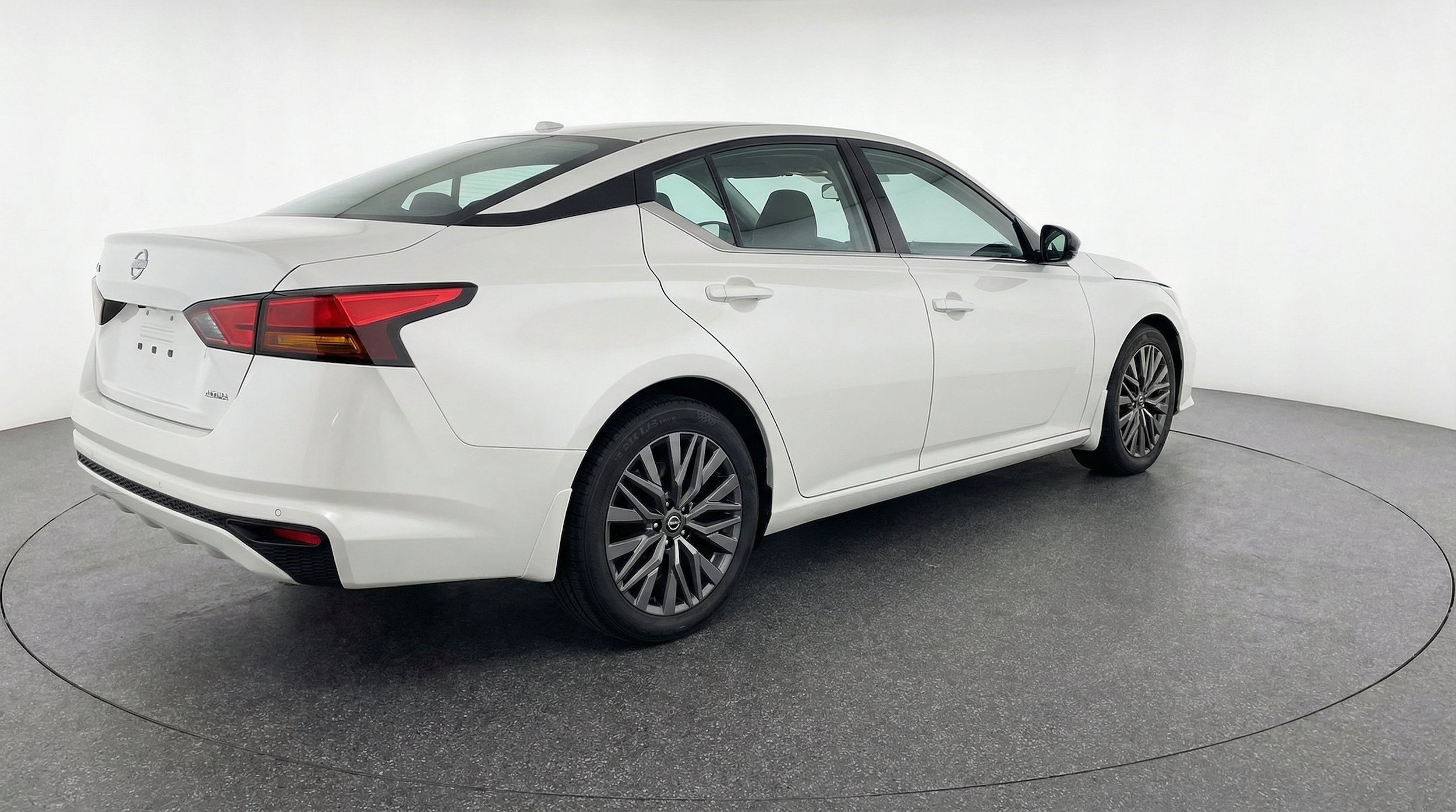 Thumbnail: 2025 Nissan Altima - 9